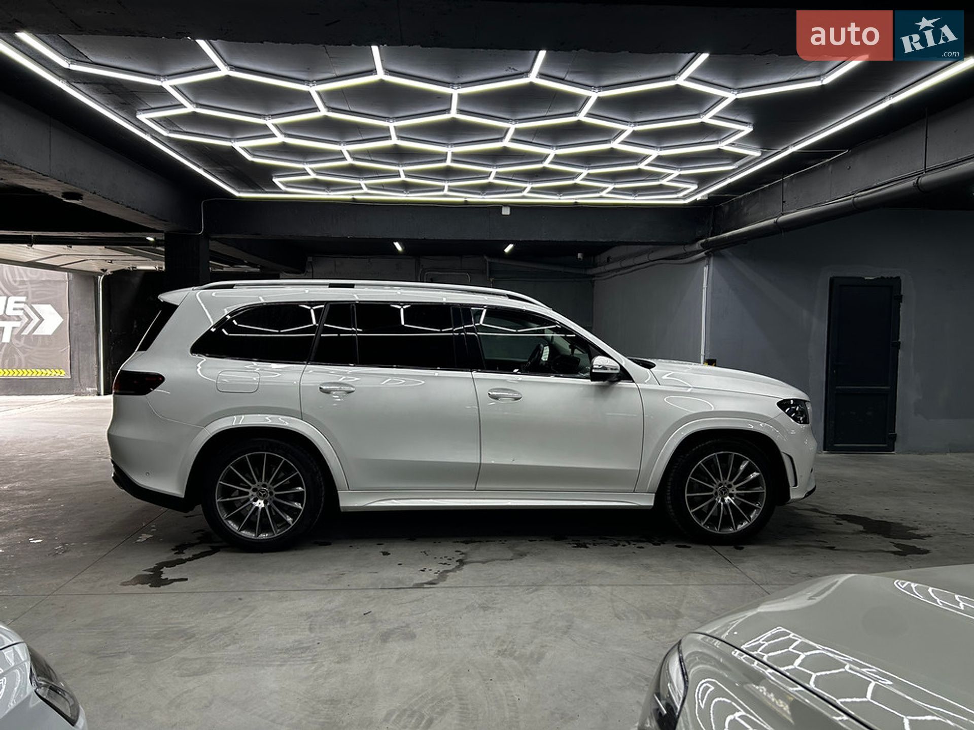 Mercedes-Benz GLS-Class 2019 VIN 4JGFF5KEXLA061509 фото оголошення 10 з 31