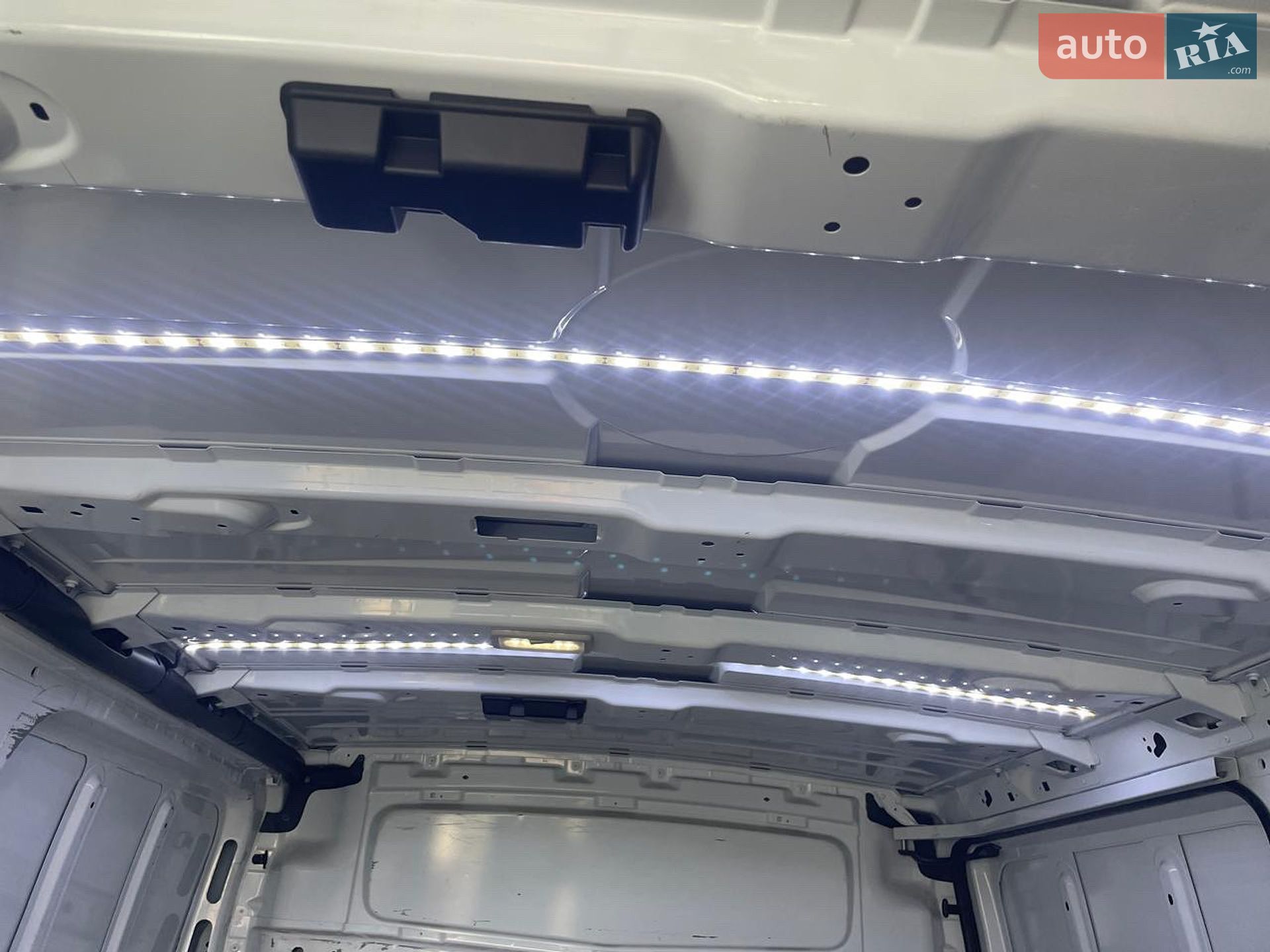 Nissan Primastar 2022 VIN VNVF4000669127347 фото оголошення 29 з 34