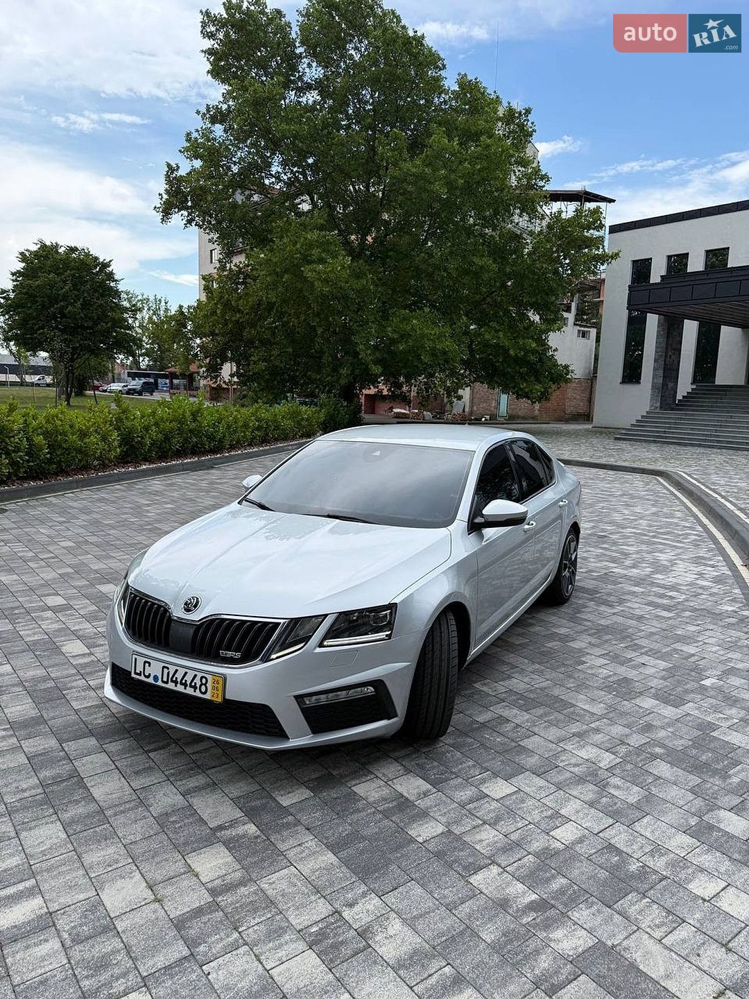 Skoda Octavia 2017 VIN TMBAK7NE9J0117623 фото оголошення 6 з 51