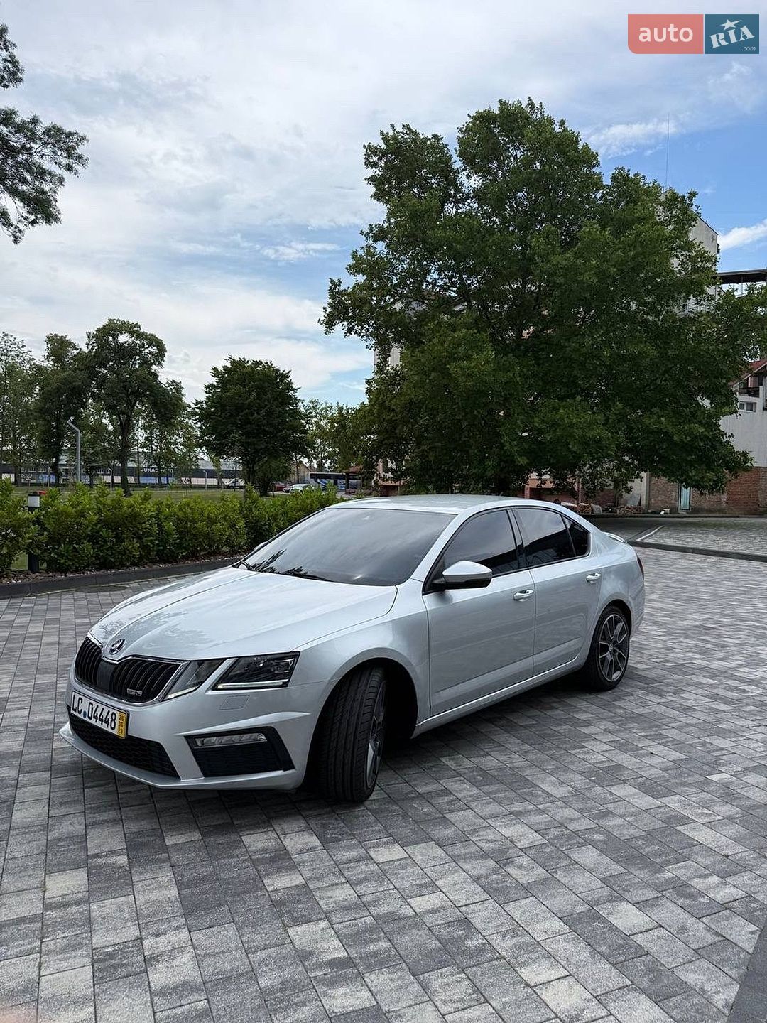 Skoda Octavia 2017 VIN TMBAK7NE9J0117623 фото оголошення 10 з 51