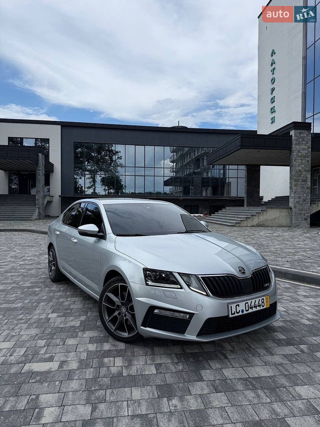 Skoda Octavia 2017 VIN TMBAK7NE9J0117623 фото оголошення 30 з 51