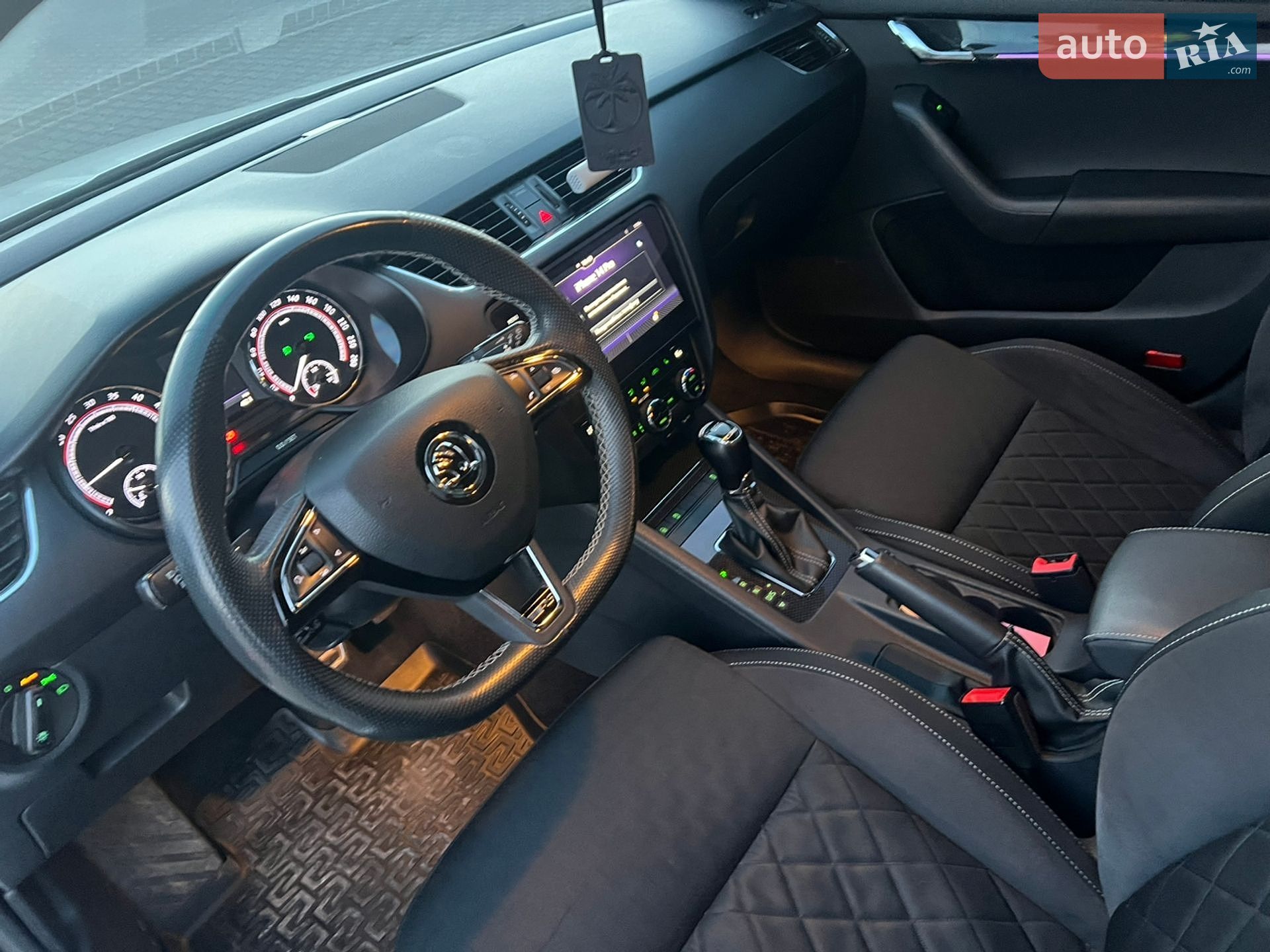 Skoda Octavia 2017 VIN TMBAK7NE9J0117623 фото оголошення 22 з 25
