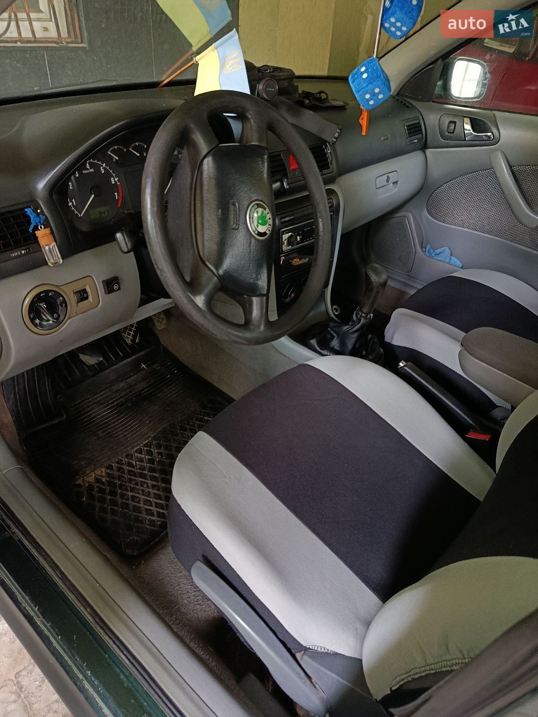 Skoda Octavia 2000 VIN TMBBE41U2Y8293321 фото оголошення 3 з 4