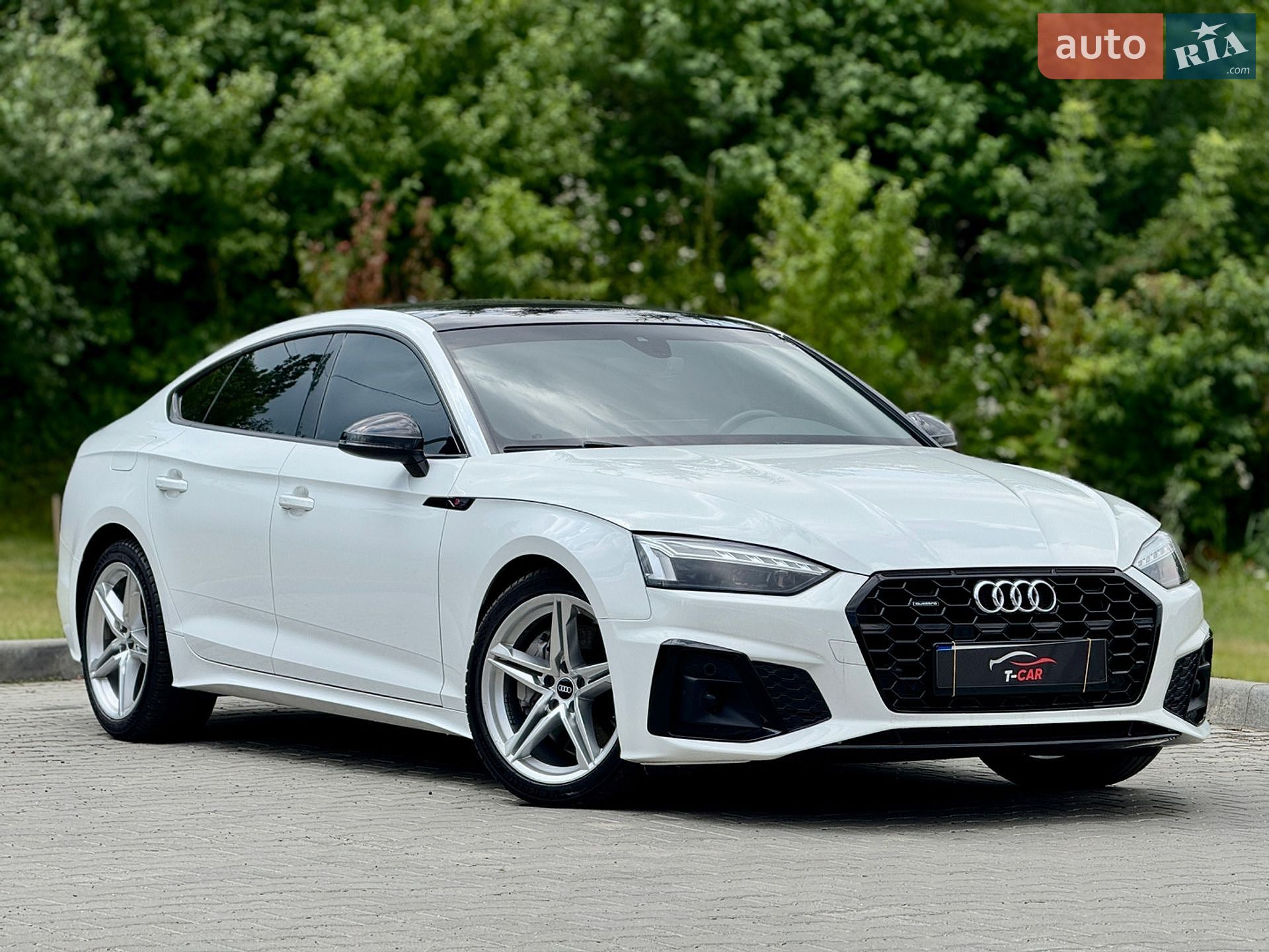 Audi A5 Sportback 2021 VIN WAUDACF58MA047339 фото оголошення 2 з 43
