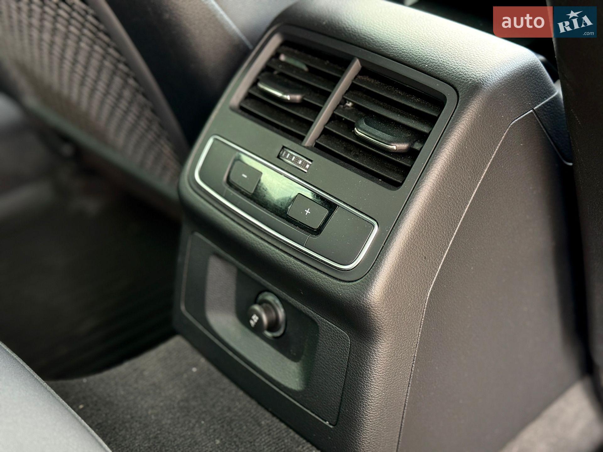Audi A5 Sportback 2021 VIN WAUDACF58MA047339 фото оголошення 29 з 43