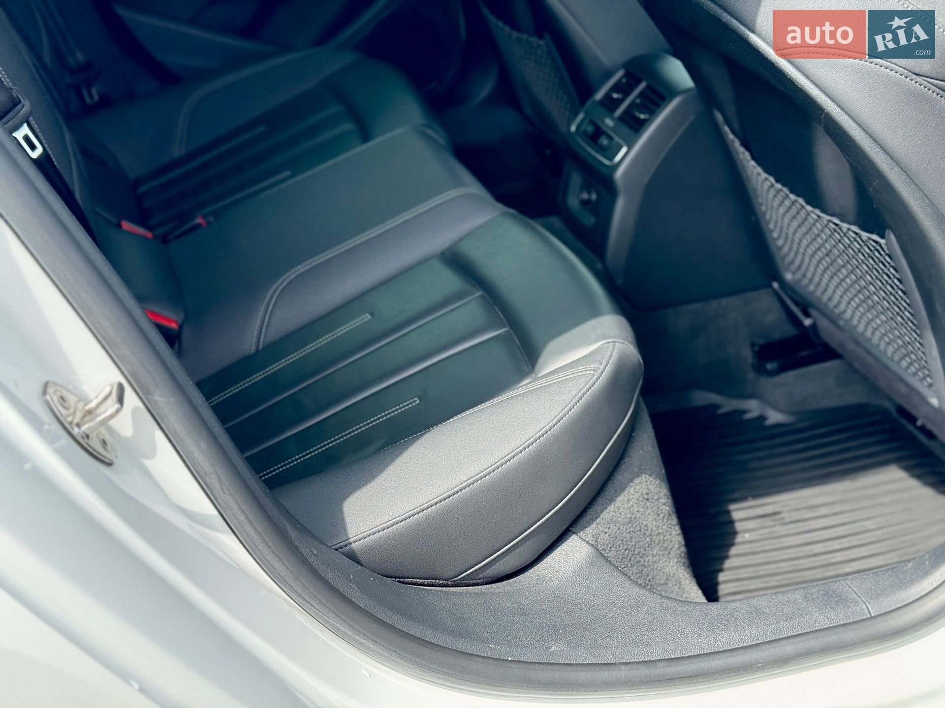 Audi A5 Sportback 2021 VIN WAUDACF58MA047339 фото оголошення 40 з 43