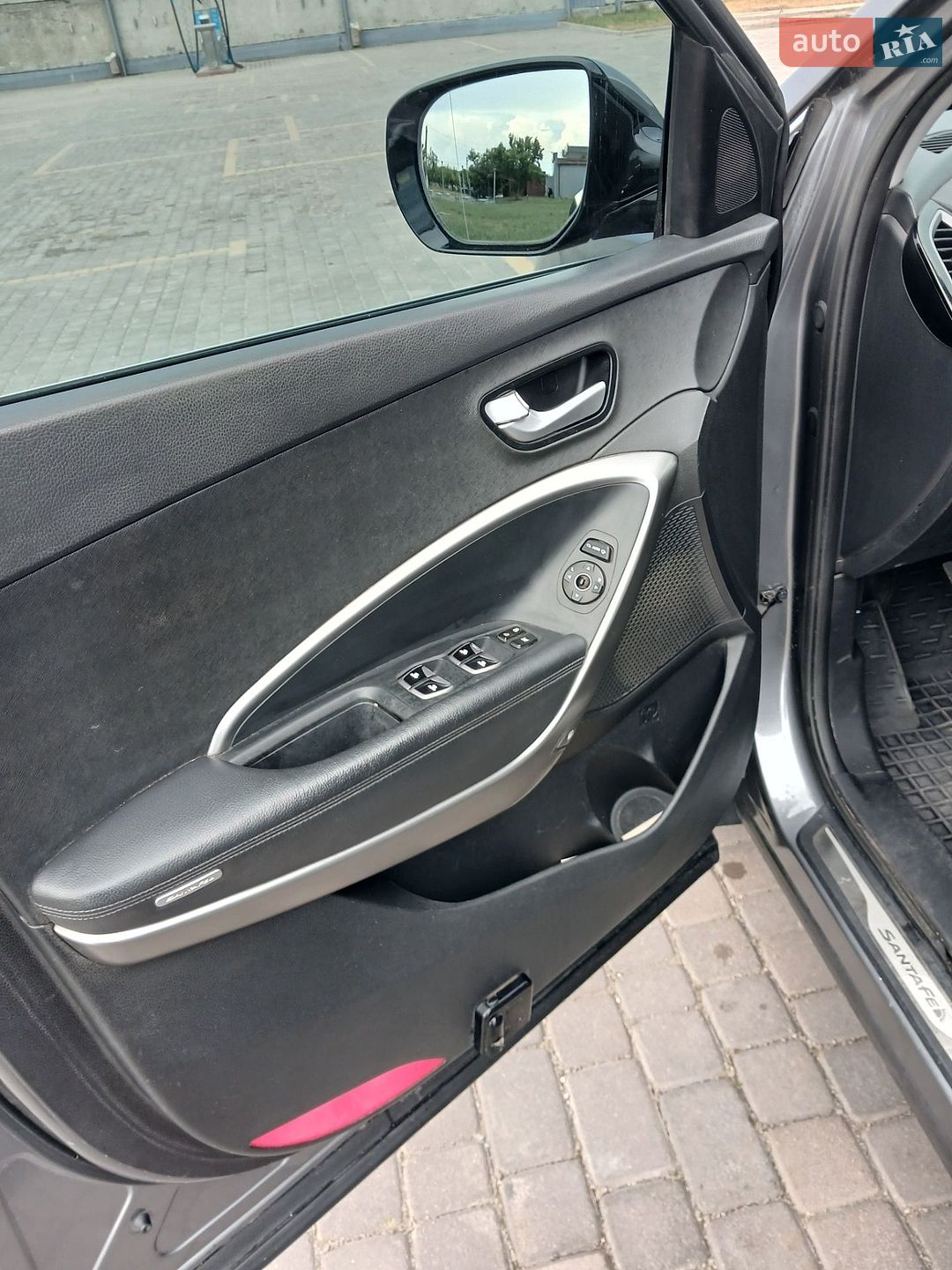 Hyundai Santa FE 2012 VIN KMHSU81XCDU033167 фото оголошення 18 з 19