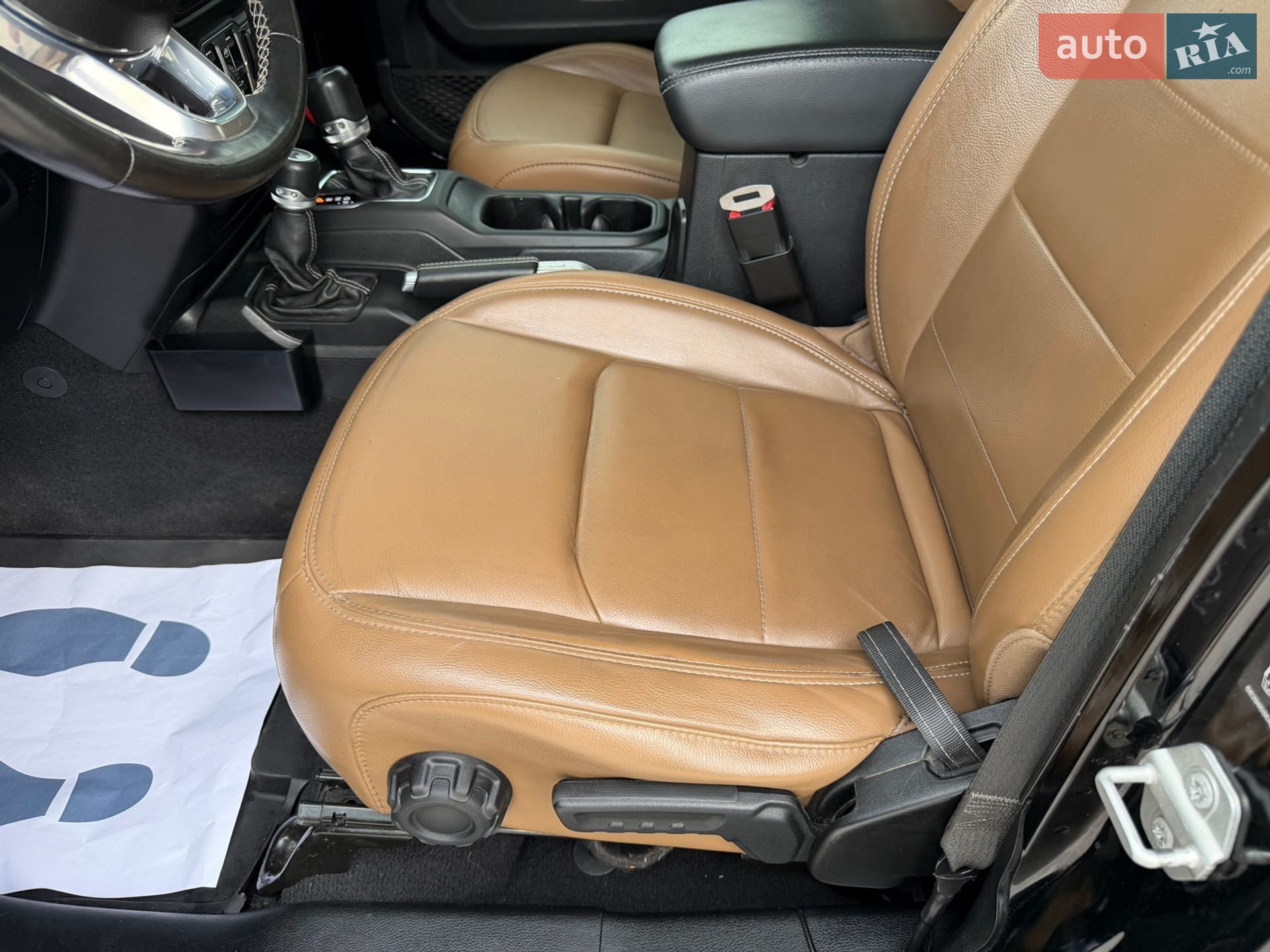 Jeep Wrangler 2020 VIN 1C4HJXEG9LW351084 фото оголошення 13 з 45