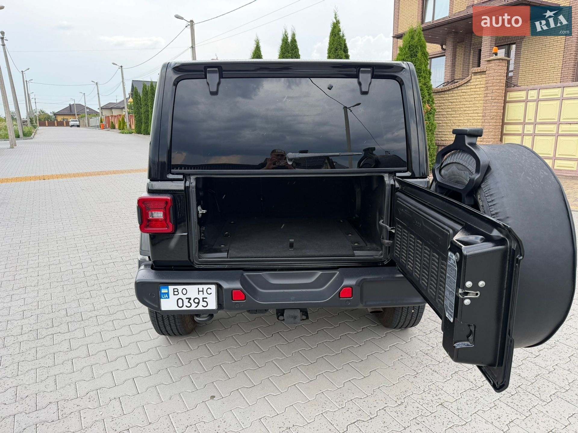 Jeep Wrangler 2020 VIN 1C4HJXEG9LW351084 фото оголошення 22 з 45