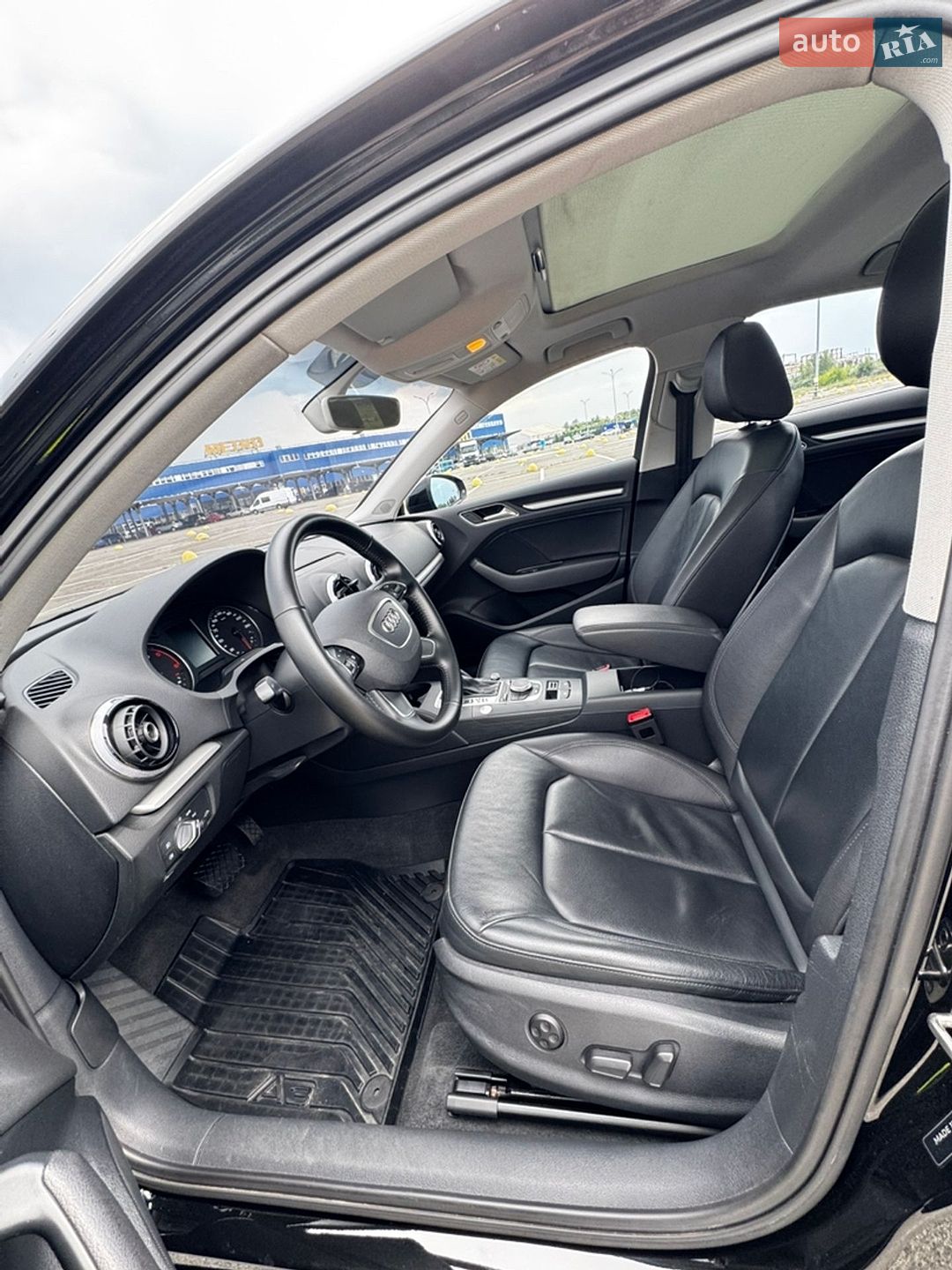 Audi A3 2015 VIN WAUZZZ8V1G1074952 фото оголошення 5 з 11