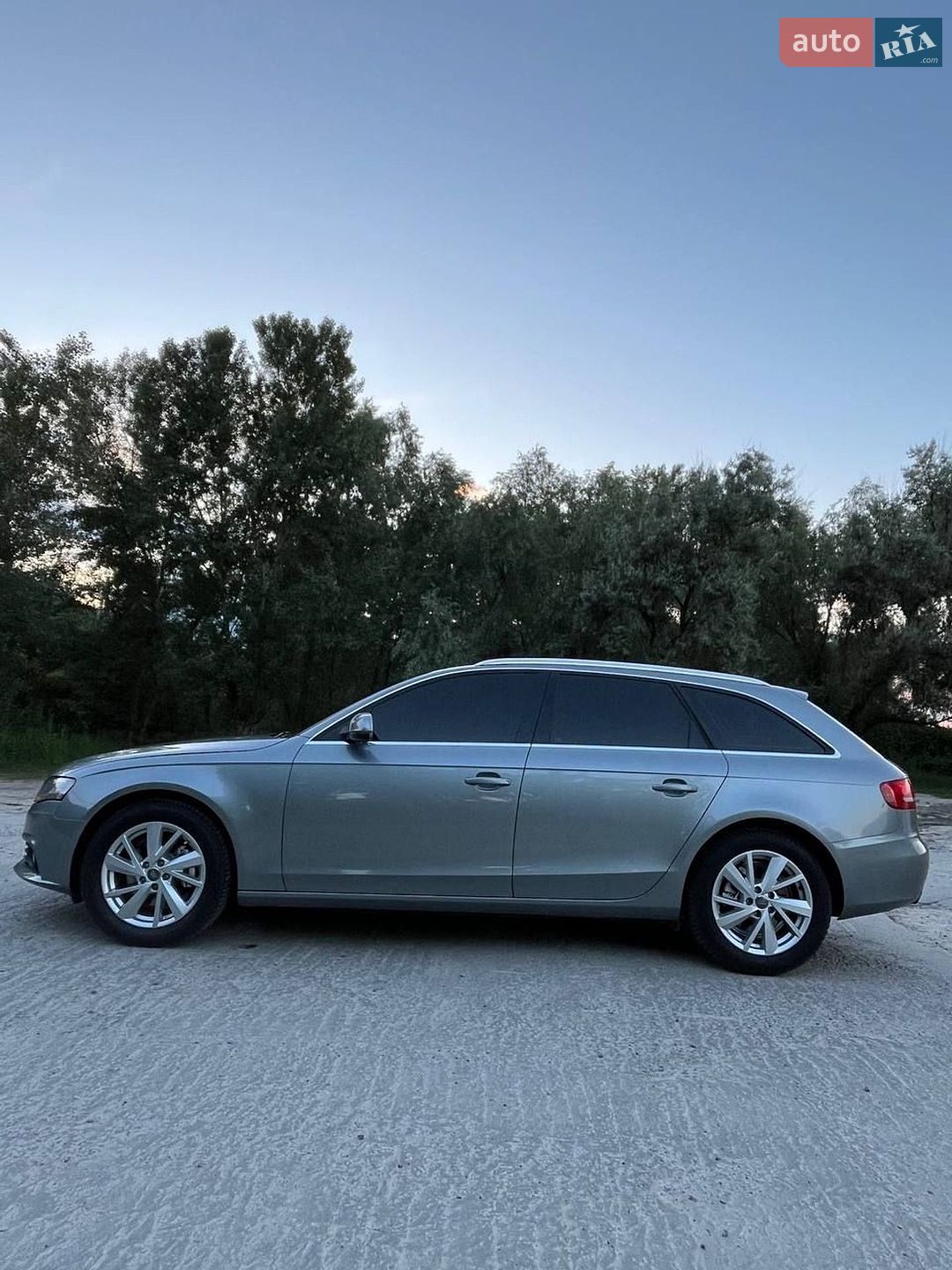 Audi A4 2009 VIN WAUZZZ8K7AA009469 фото оголошення 2 з 43