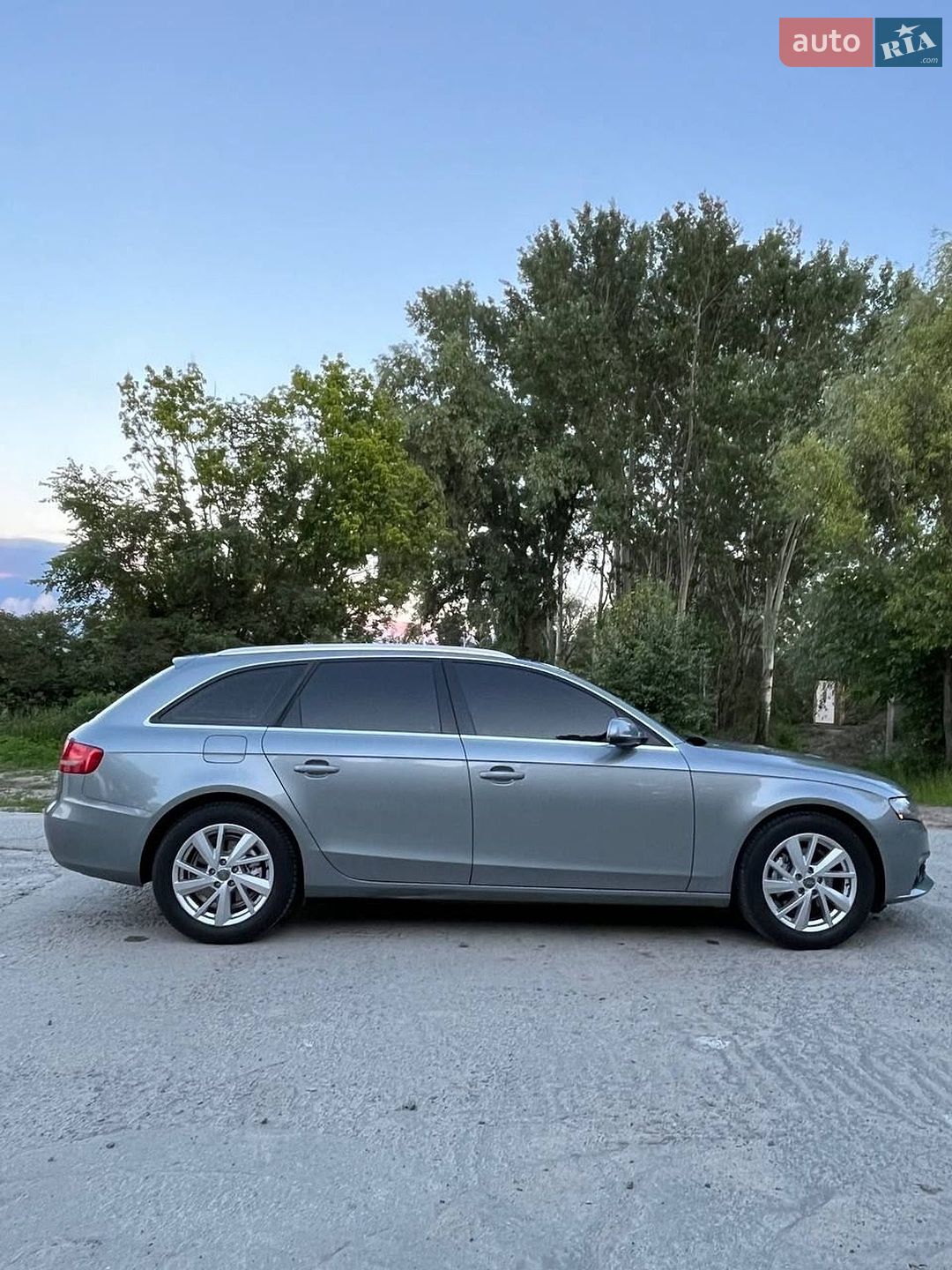 Audi A4 2009 VIN WAUZZZ8K7AA009469 фото оголошення 16 з 43