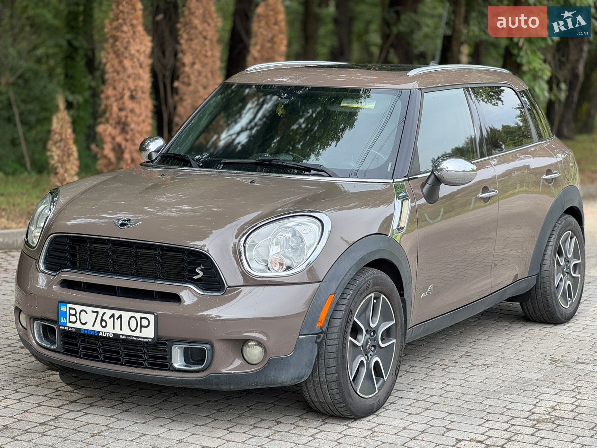 MINI Countryman 2010 VIN WMWZC5C59BWH99392 фото оголошення 25 з 38