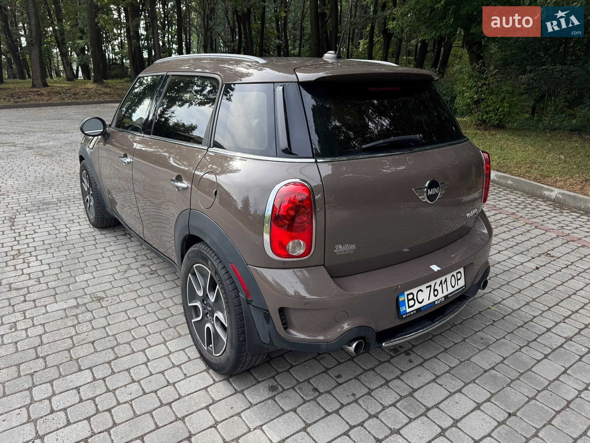 MINI Countryman 2010 VIN WMWZC5C59BWH99392 фото оголошення 31 з 38