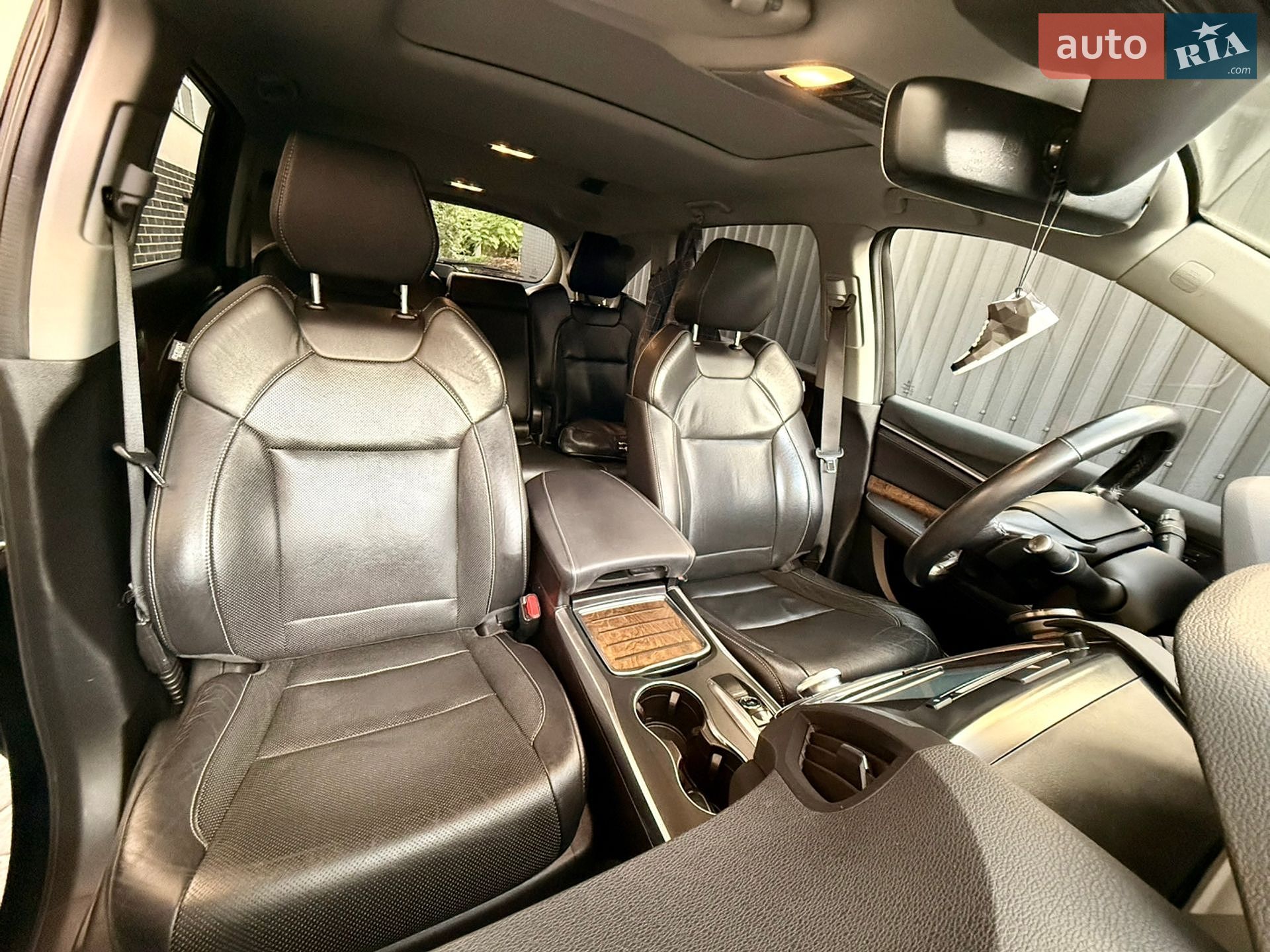Acura MDX 2018 VIN 5J8YD7H54KL000053 фото оголошення 109 з 155