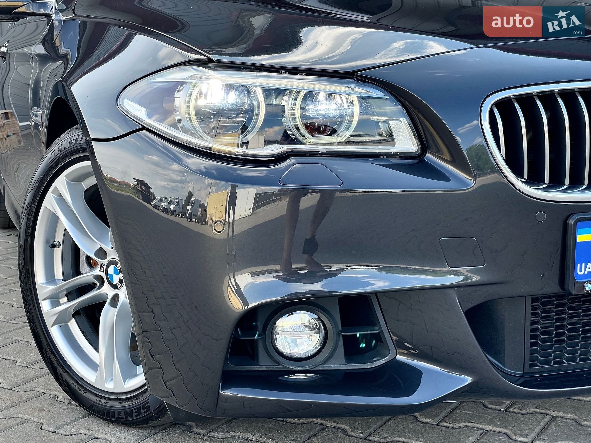 BMW 5 Series 2014 VIN WBA5A5C55ED503026 фото оголошення 9 з 167