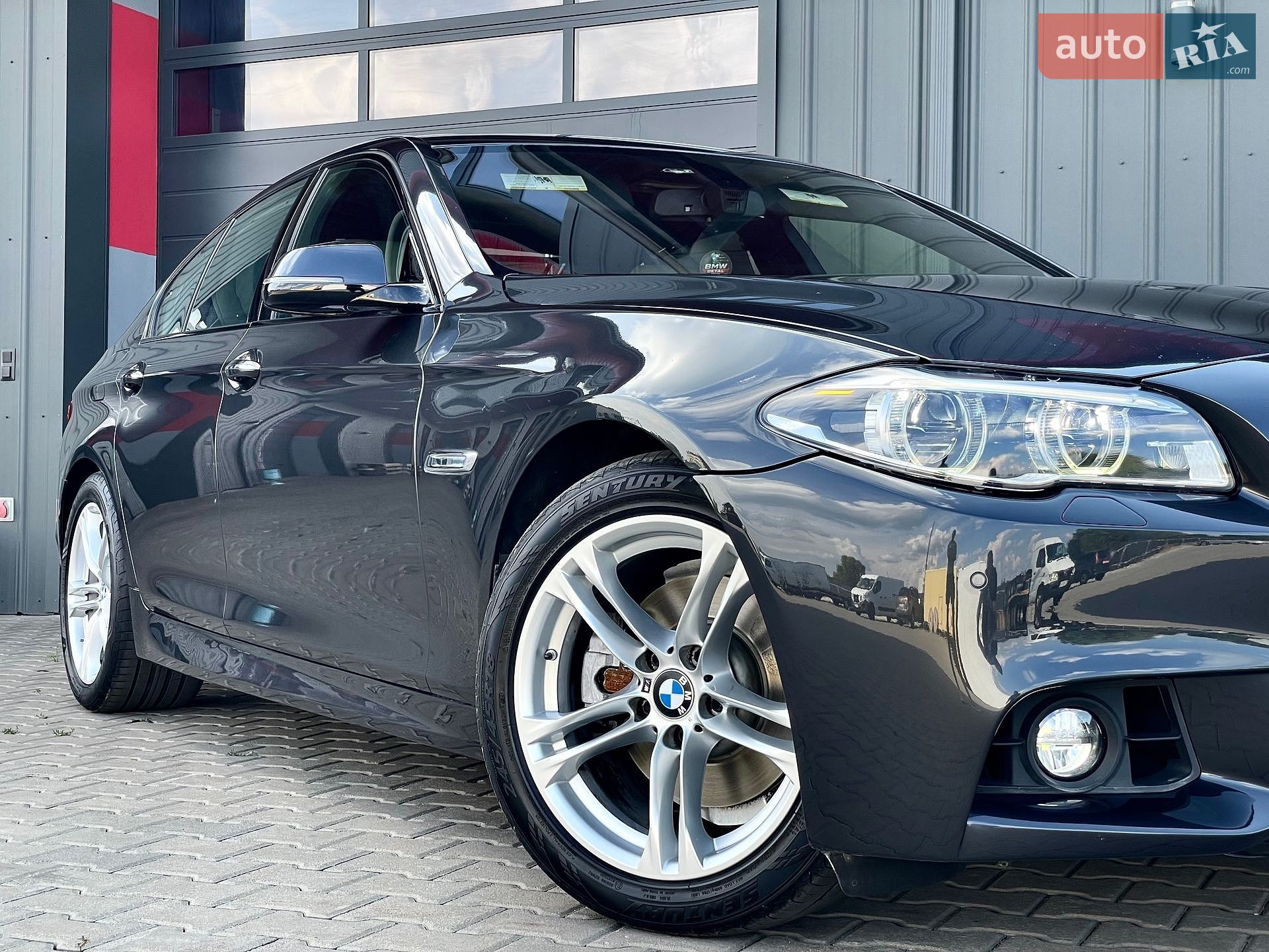 BMW 5 Series 2014 VIN WBA5A5C55ED503026 фото оголошення 13 з 167