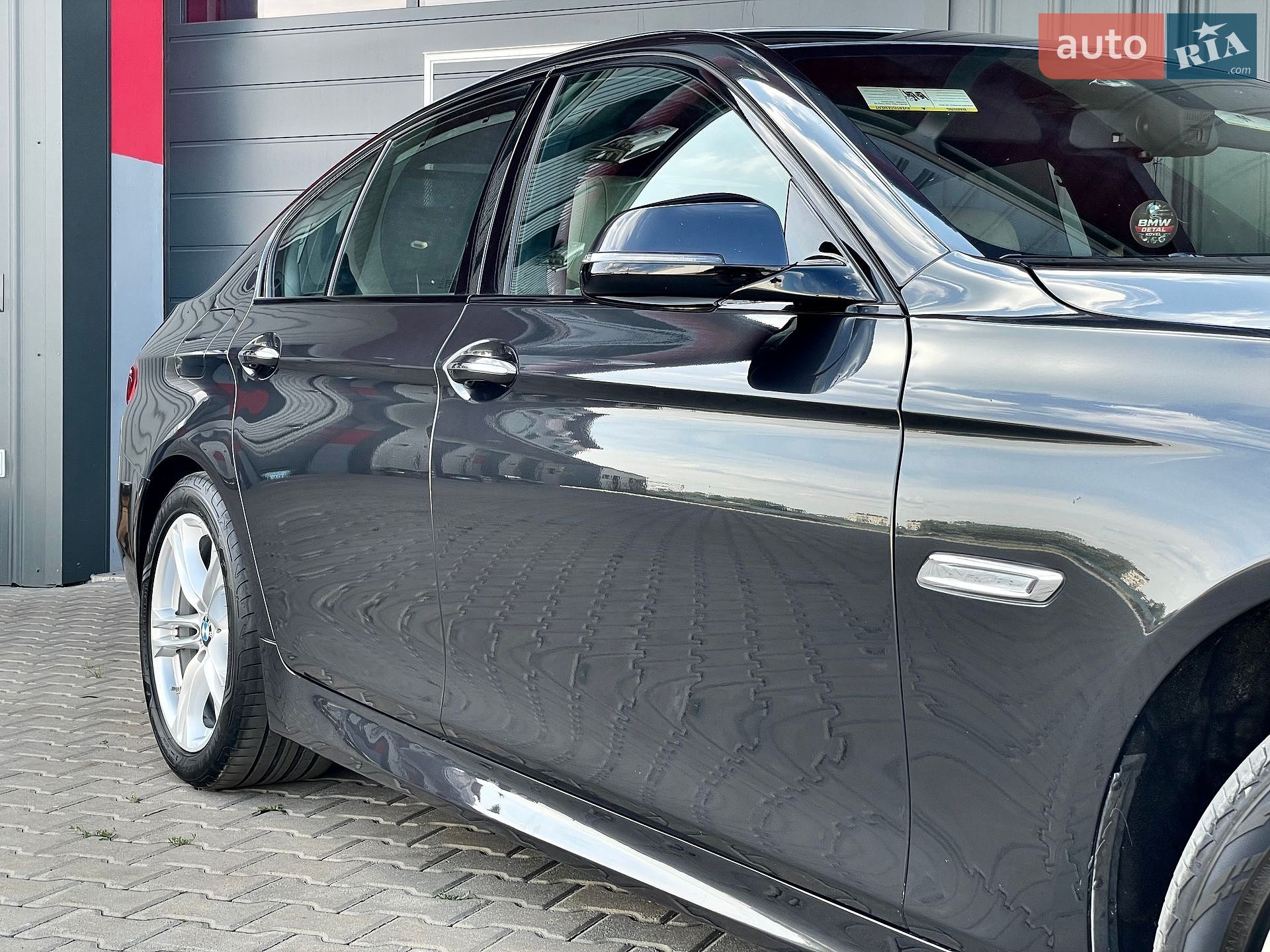BMW 5 Series 2014 VIN WBA5A5C55ED503026 фото оголошення 14 з 167