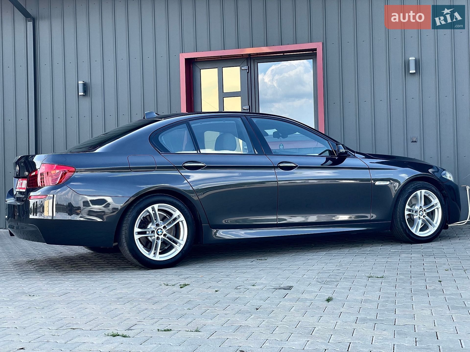 BMW 5 Series 2014 VIN WBA5A5C55ED503026 фото оголошення 71 з 167