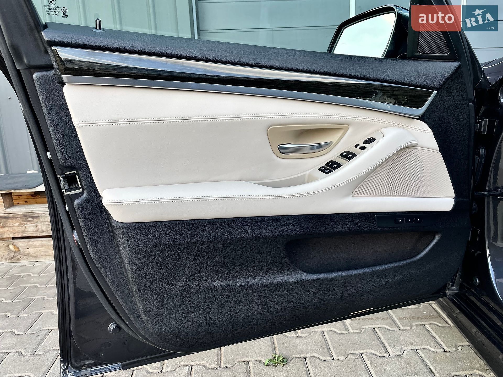 BMW 5 Series 2014 VIN WBA5A5C55ED503026 фото оголошення 84 з 167