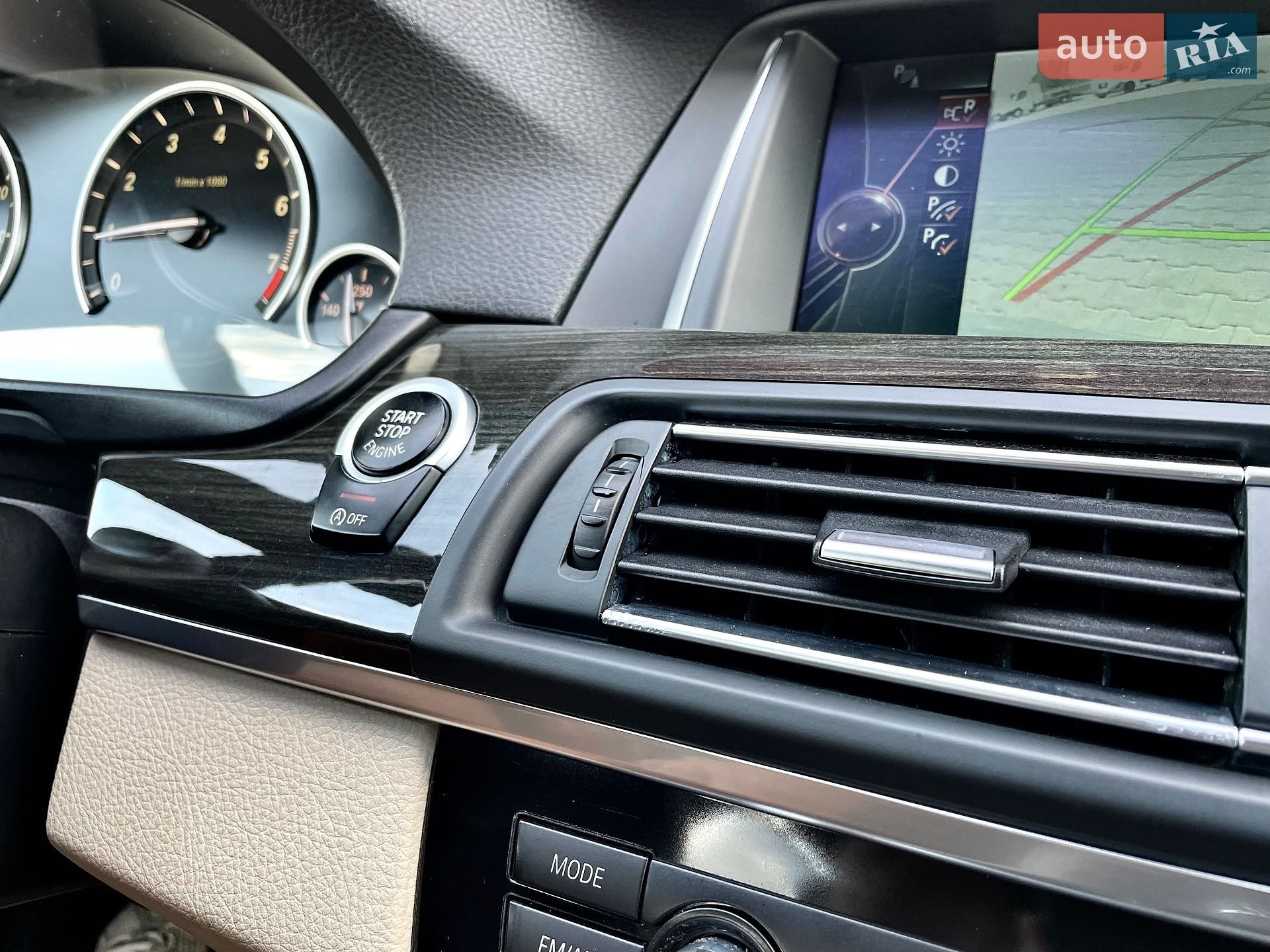 BMW 5 Series 2014 VIN WBA5A5C55ED503026 фото оголошення 97 з 167