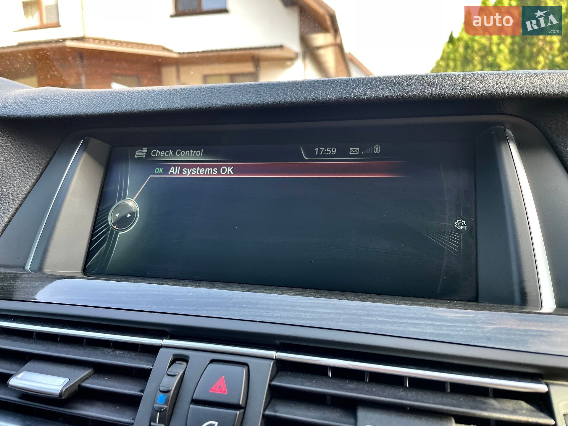 BMW 5 Series 2014 VIN WBA5A5C55ED503026 фото оголошення 99 з 167