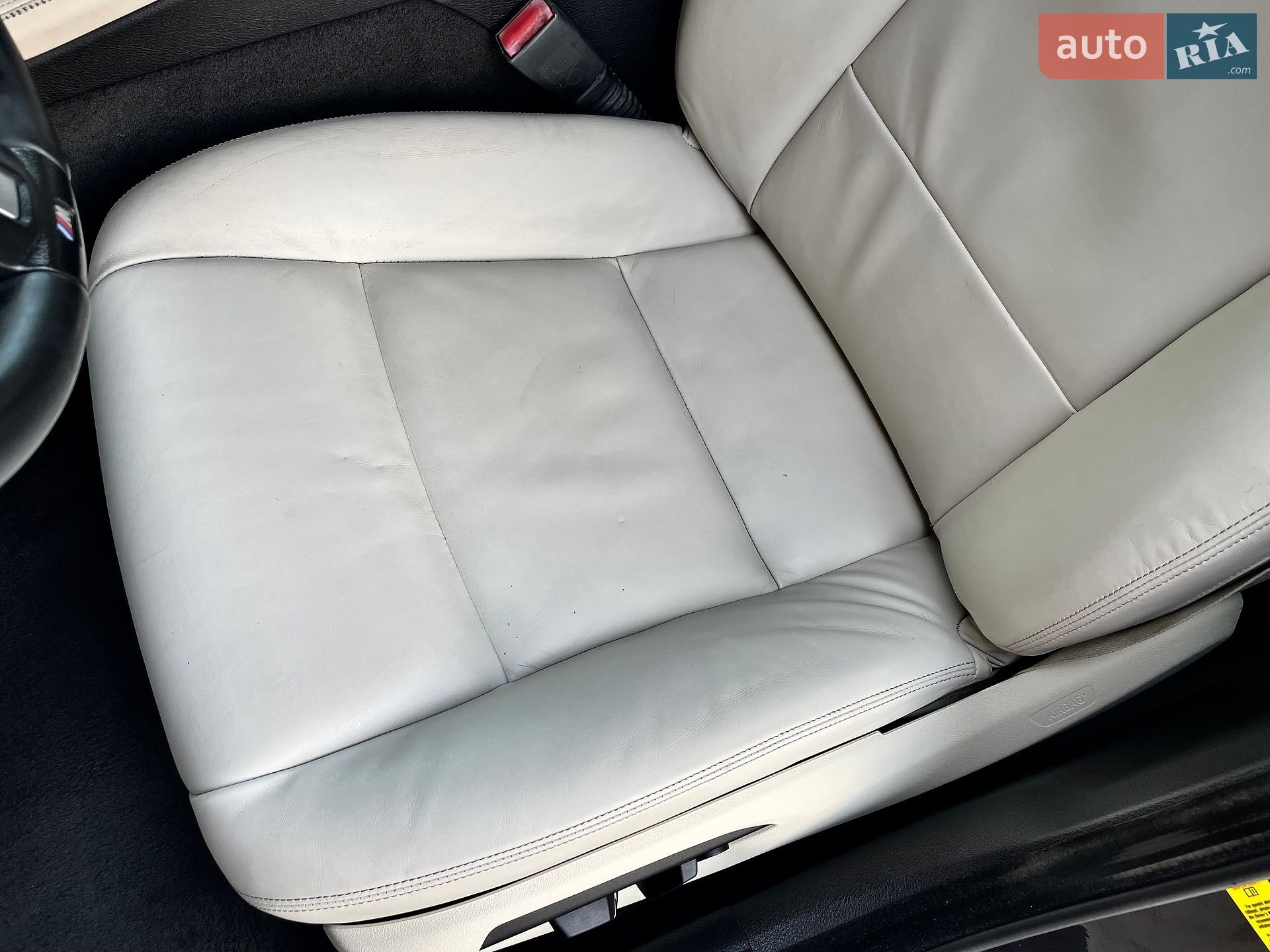 BMW 5 Series 2014 VIN WBA5A5C55ED503026 фото оголошення 101 з 167