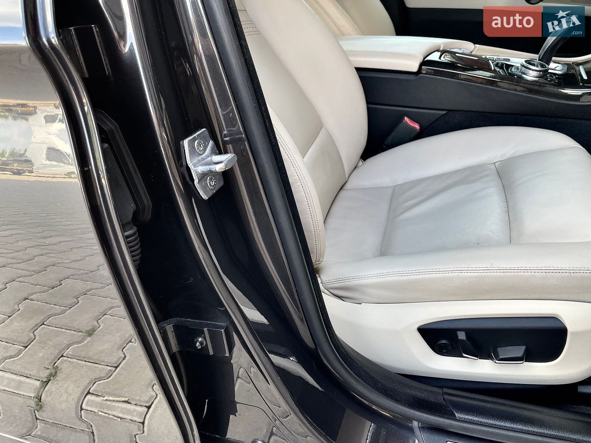 BMW 5 Series 2014 VIN WBA5A5C55ED503026 фото оголошення 124 з 167