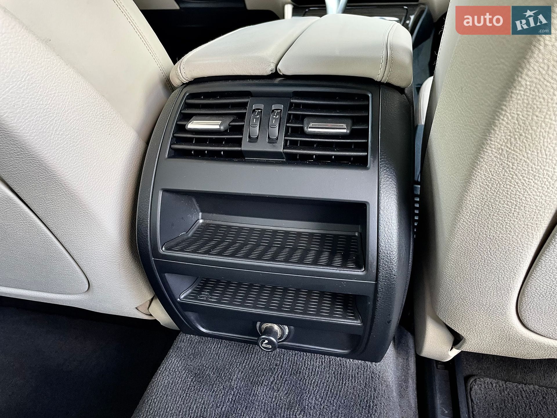 BMW 5 Series 2014 VIN WBA5A5C55ED503026 фото оголошення 129 з 167