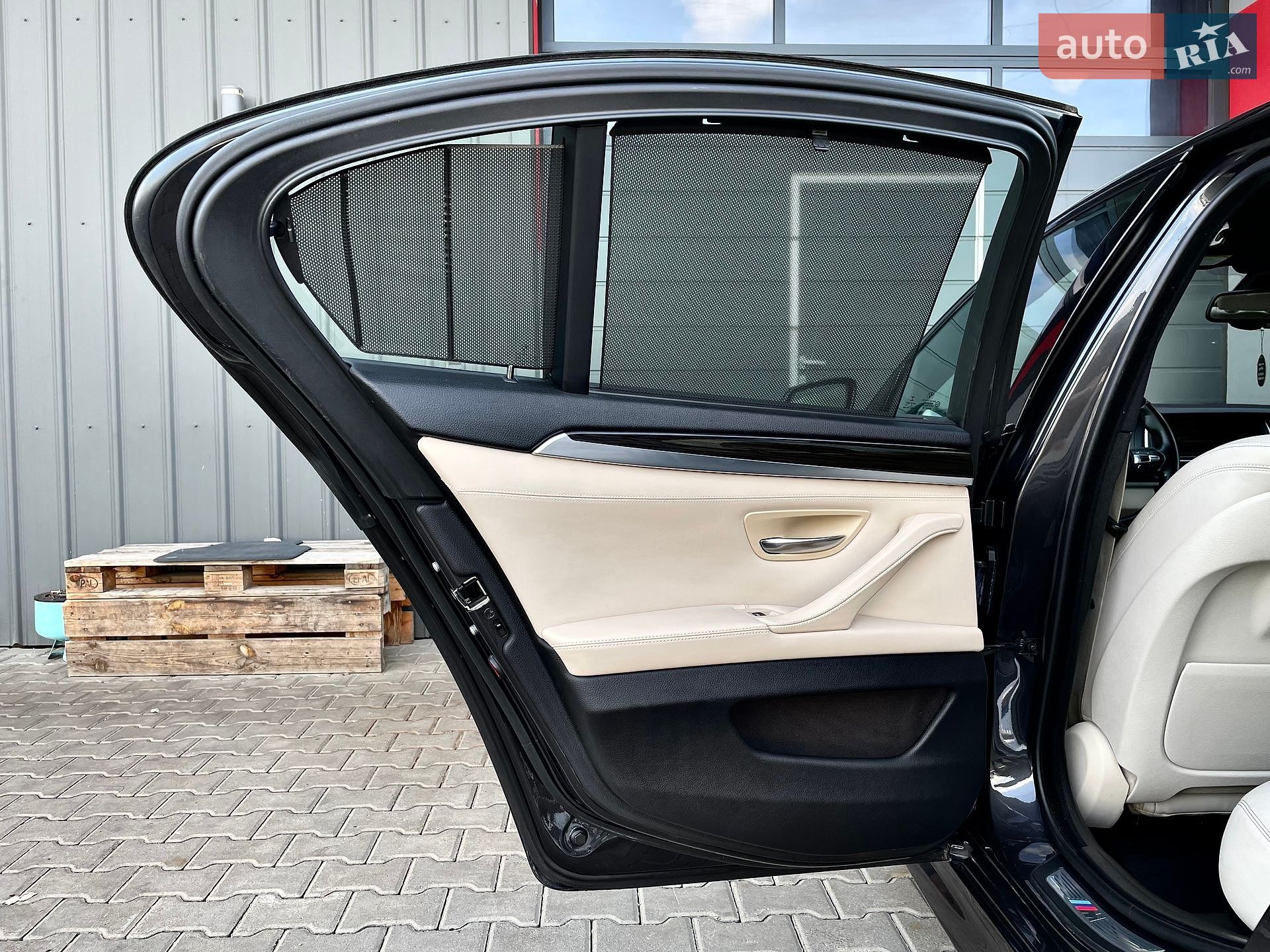 BMW 5 Series 2014 VIN WBA5A5C55ED503026 фото оголошення 141 з 167