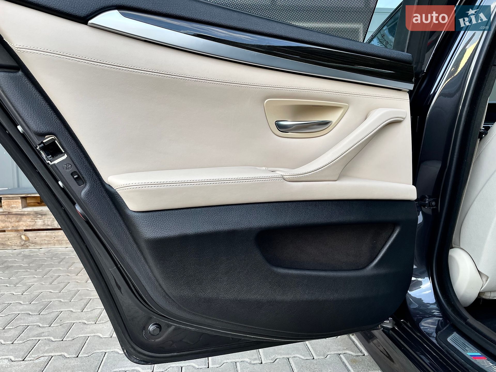 BMW 5 Series 2014 VIN WBA5A5C55ED503026 фото оголошення 143 з 167