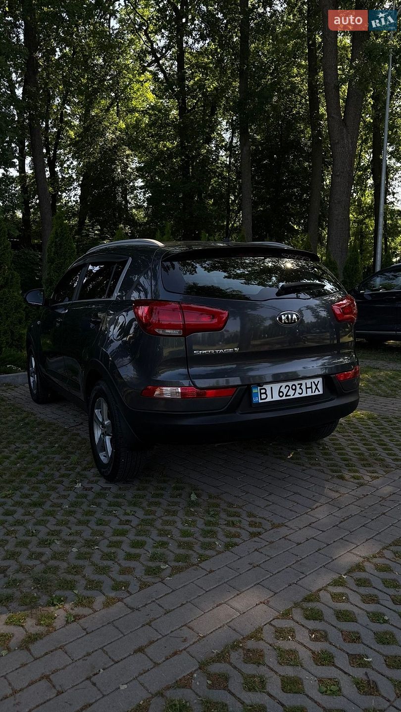 Kia Sportage 2015 VIN U5YPB81ABFL746915 фото оголошення 3 з 16