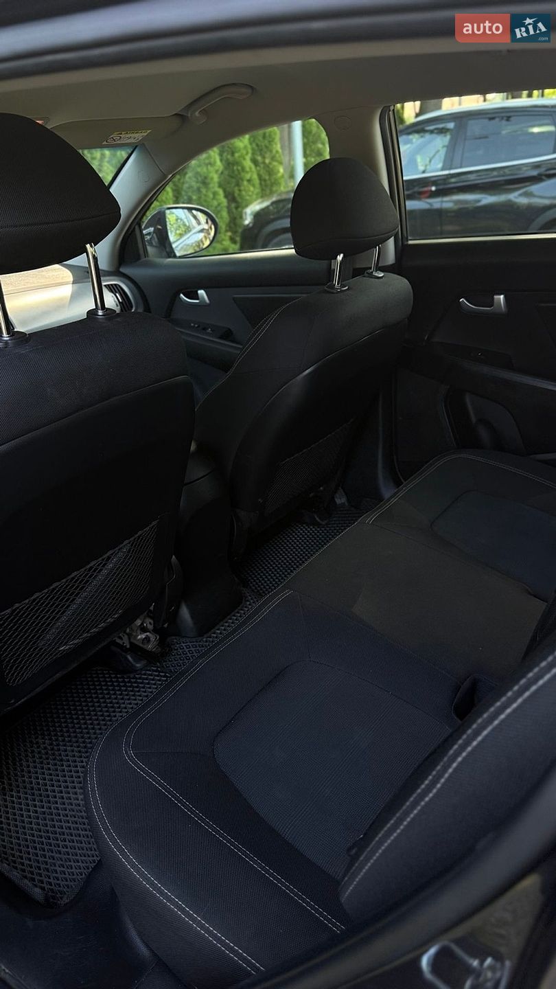 Kia Sportage 2015 VIN U5YPB81ABFL746915 фото оголошення 12 з 16