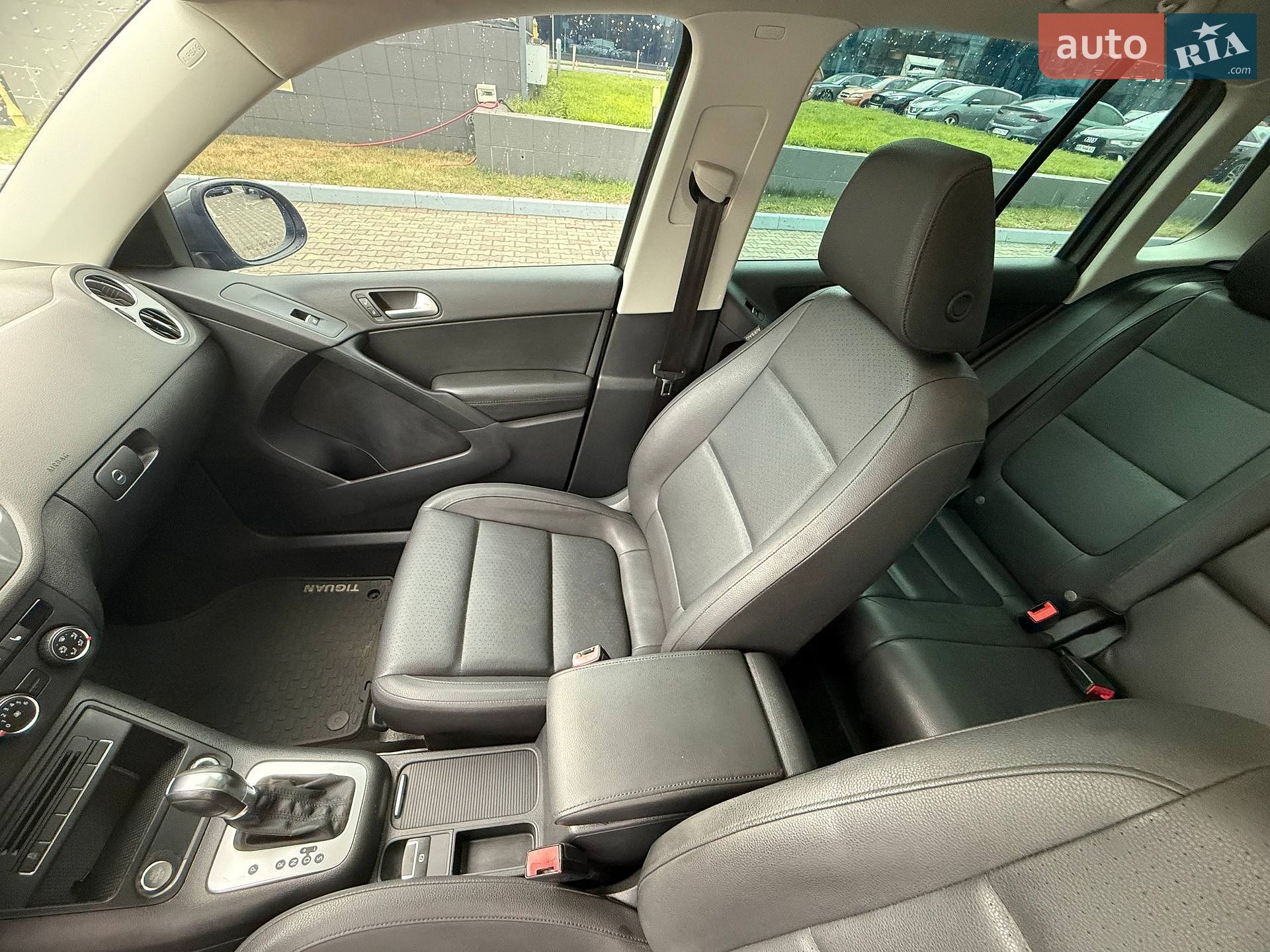 Volkswagen Tiguan 2015 VIN WVGAV7AX0FW608435 фото оголошення 3 з 11