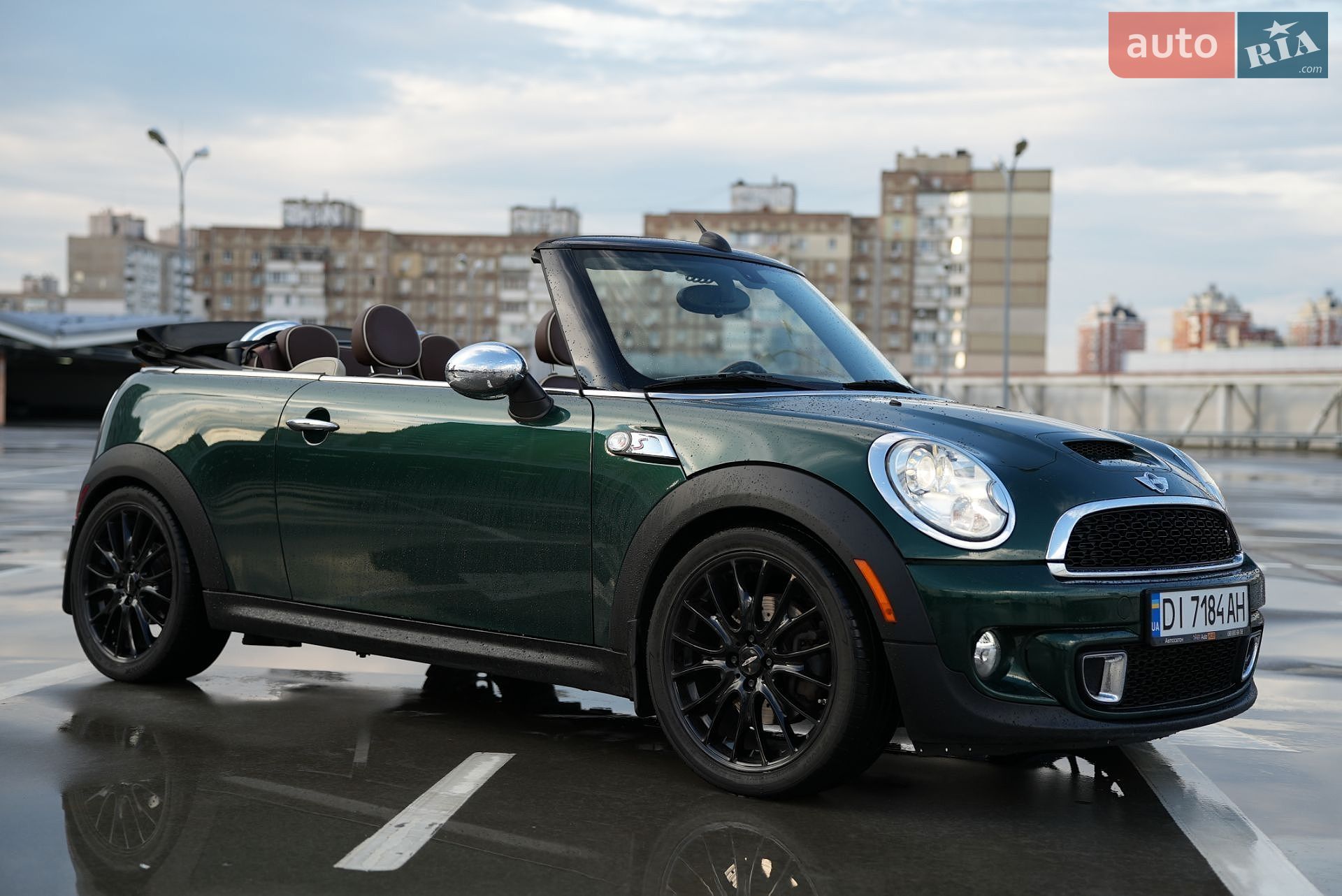 MINI Convertible 2011 VIN WMWZP3C53BTX84409 фото оголошення 40 з 42