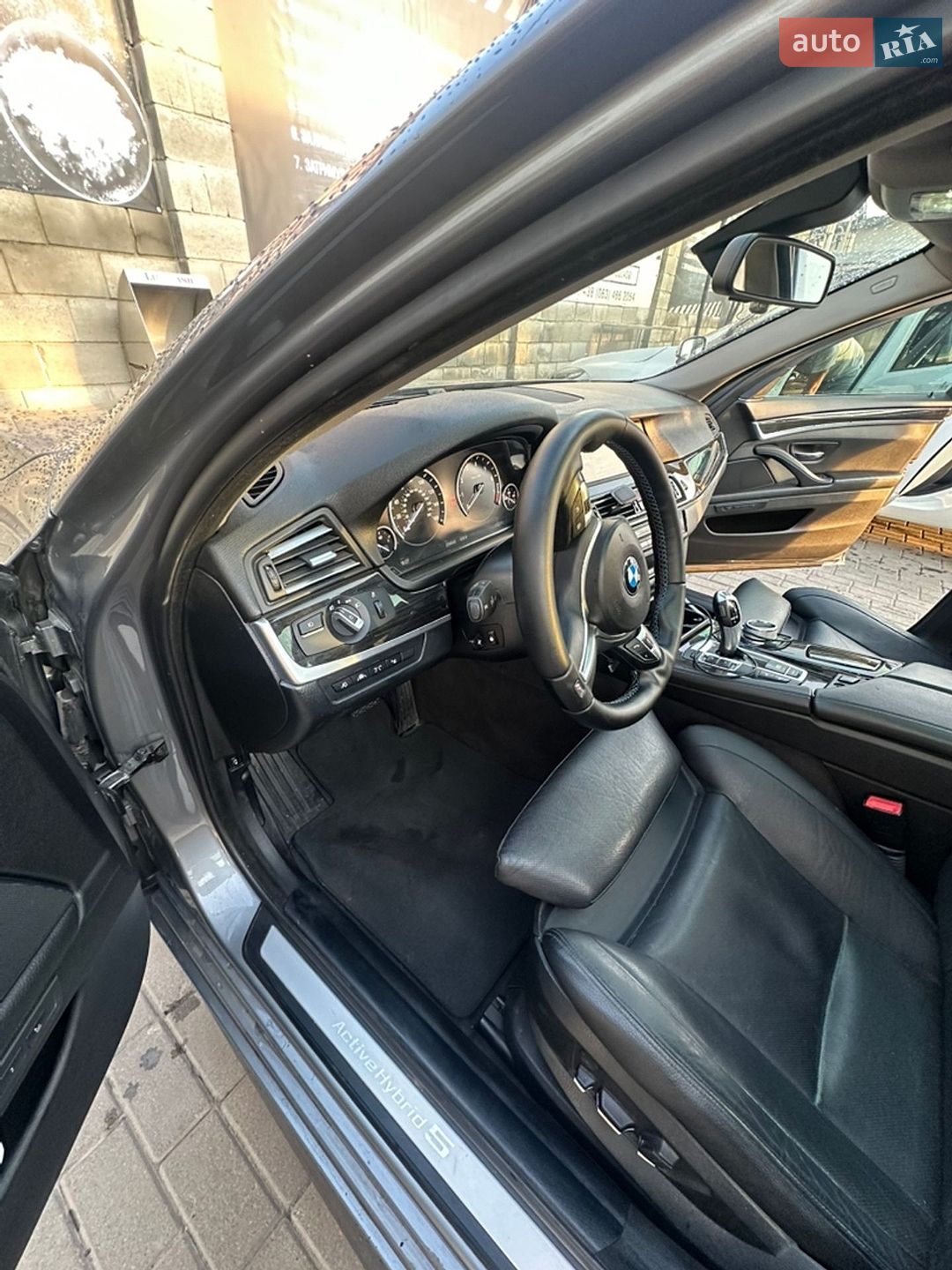 BMW 5 Series 2012 VIN WBAFZ9C59DC751949 фото оголошення 5 з 12
