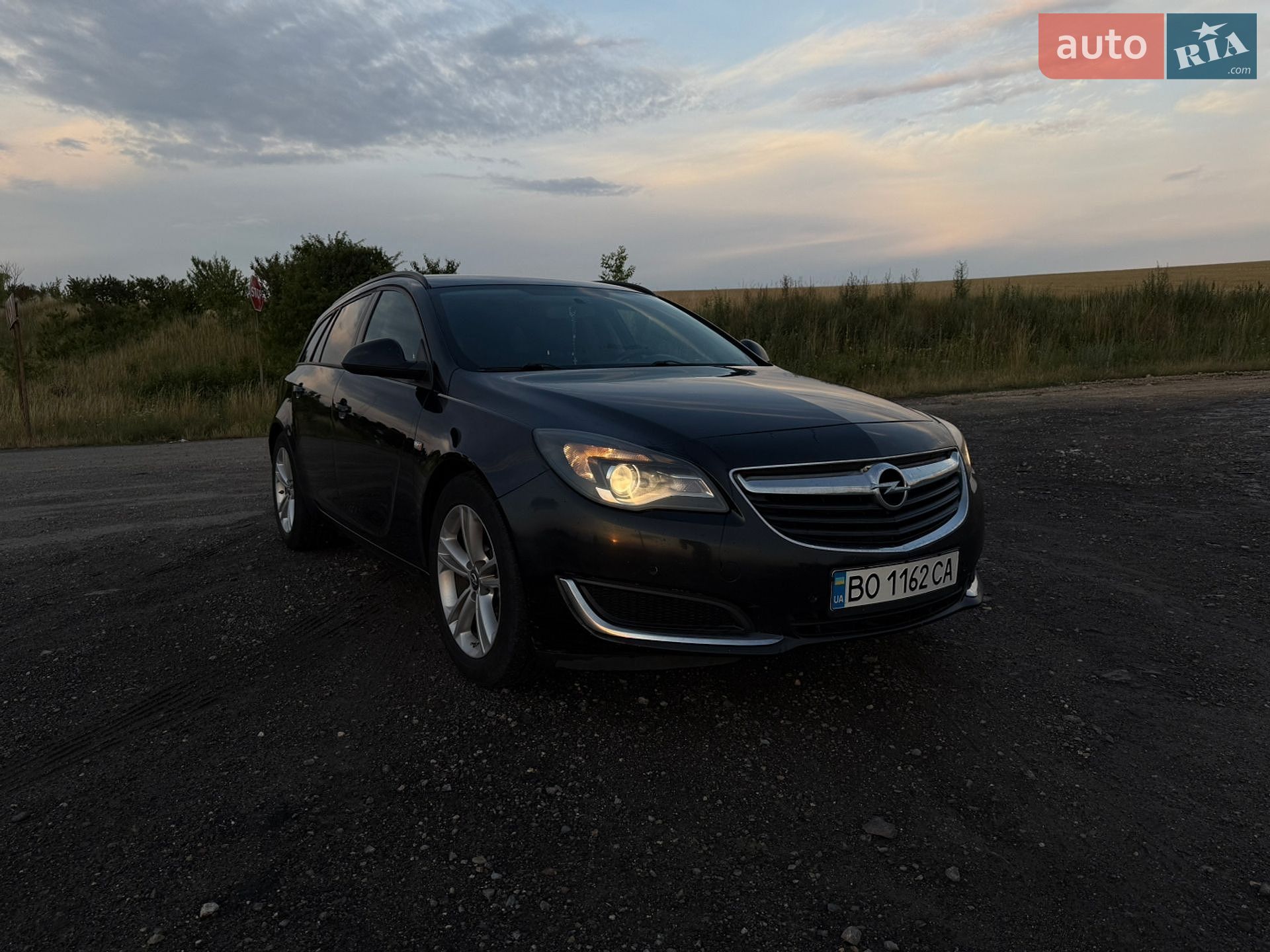 Opel Insignia 2016 VIN W0LGB8E3XH1006953 фото оголошення 3 з 8