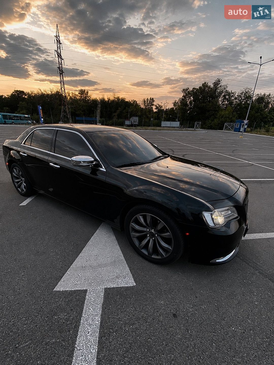 Chrysler 300C 2017 VIN 2C3CCAEG1JH168117 фото оголошення 7 з 13