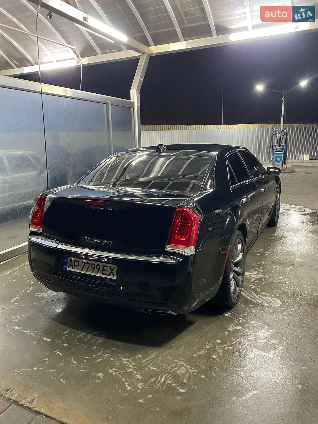 Chrysler 300C 2017 VIN 2C3CCAEG1JH168117 фото оголошення 11 з 13