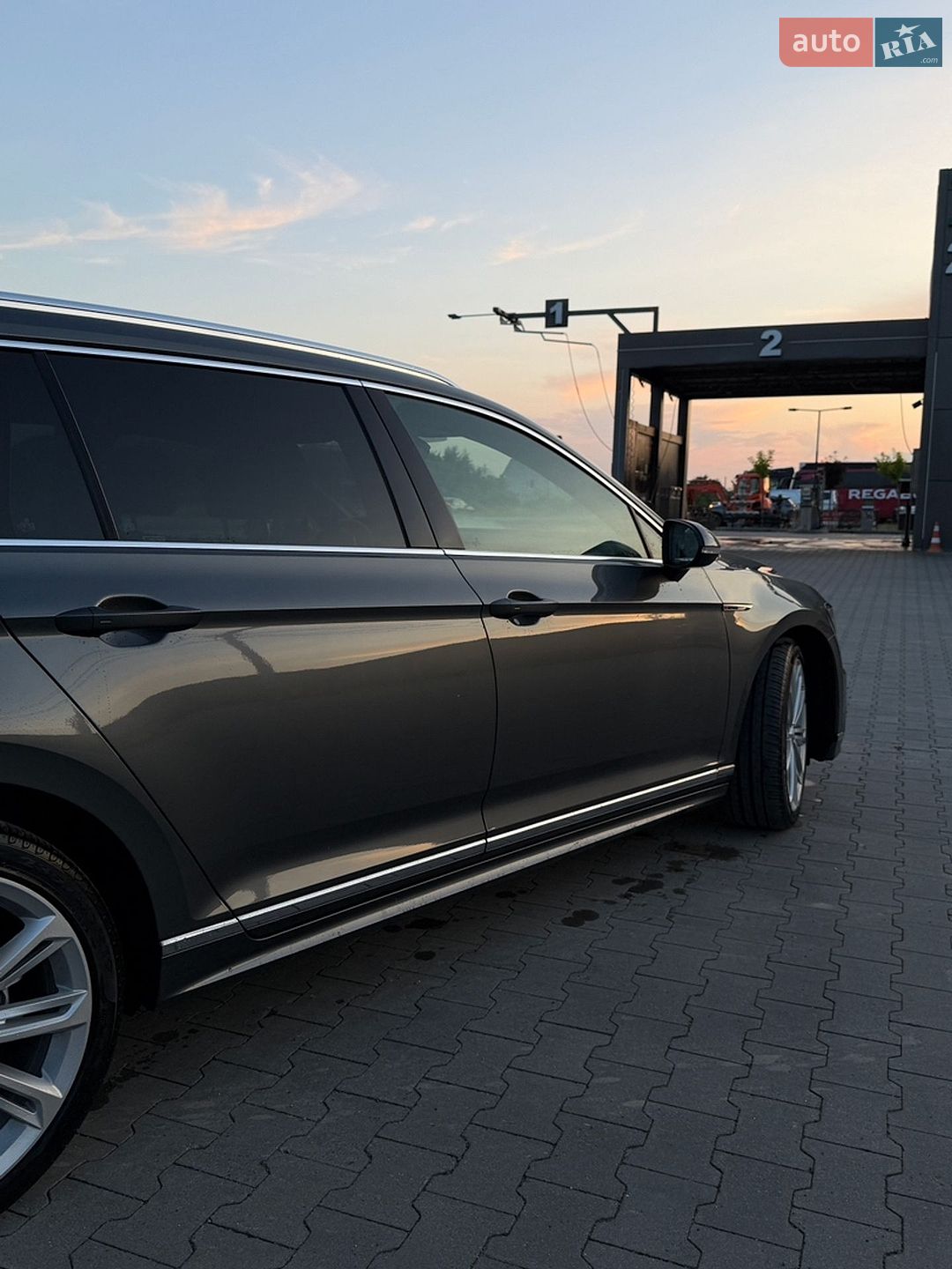 Volkswagen Passat 2015 VIN WVWZZZ3CZGE108621 фото оголошення 13 з 41