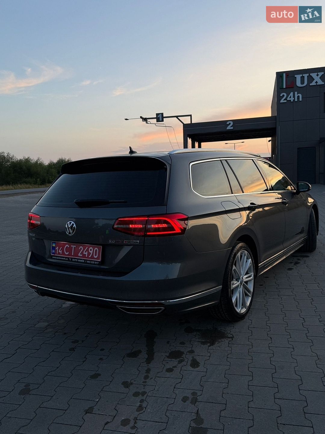 Volkswagen Passat 2015 VIN WVWZZZ3CZGE108621 фото оголошення 17 з 41