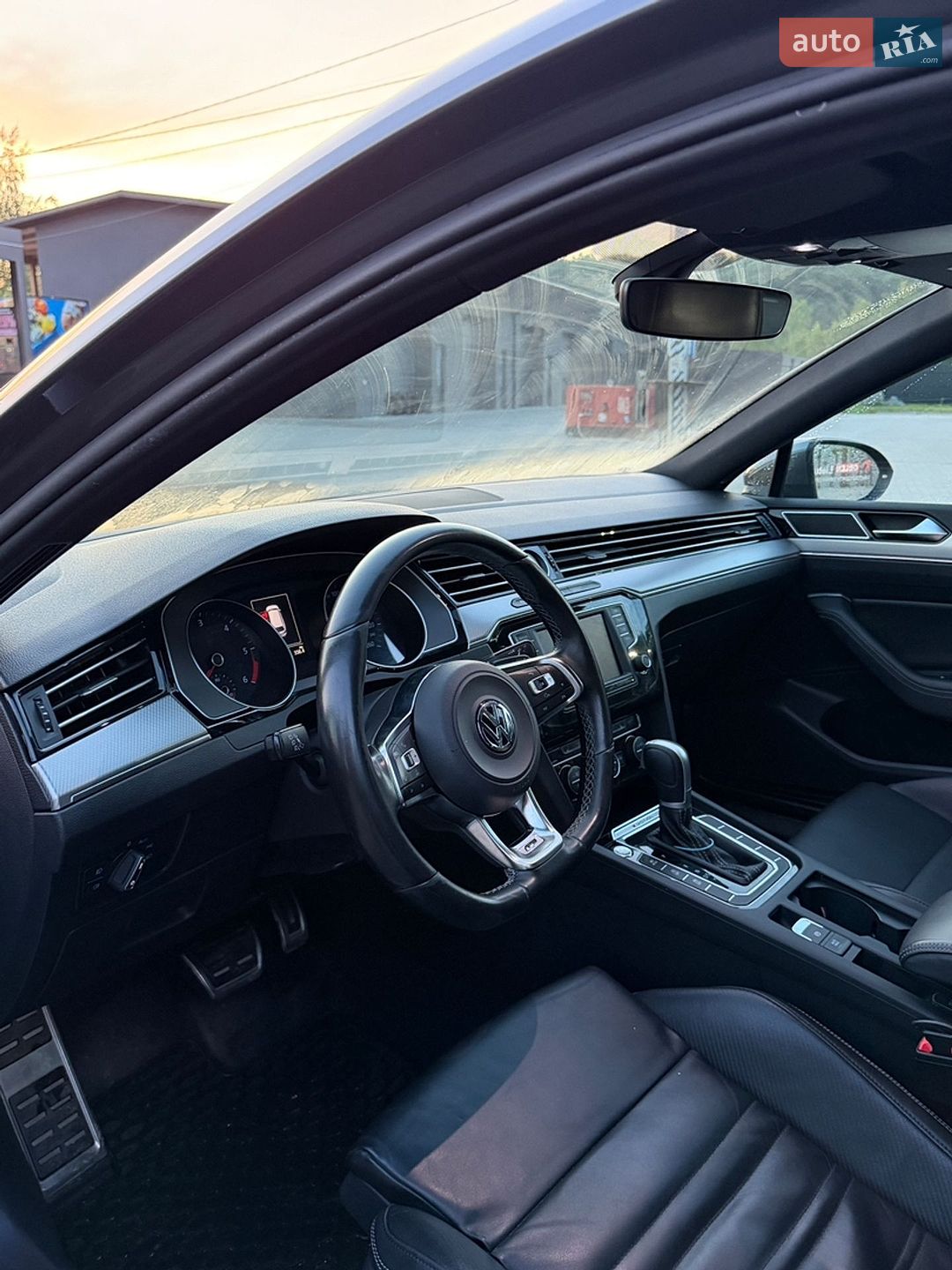 Volkswagen Passat 2015 VIN WVWZZZ3CZGE108621 фото оголошення 28 з 41
