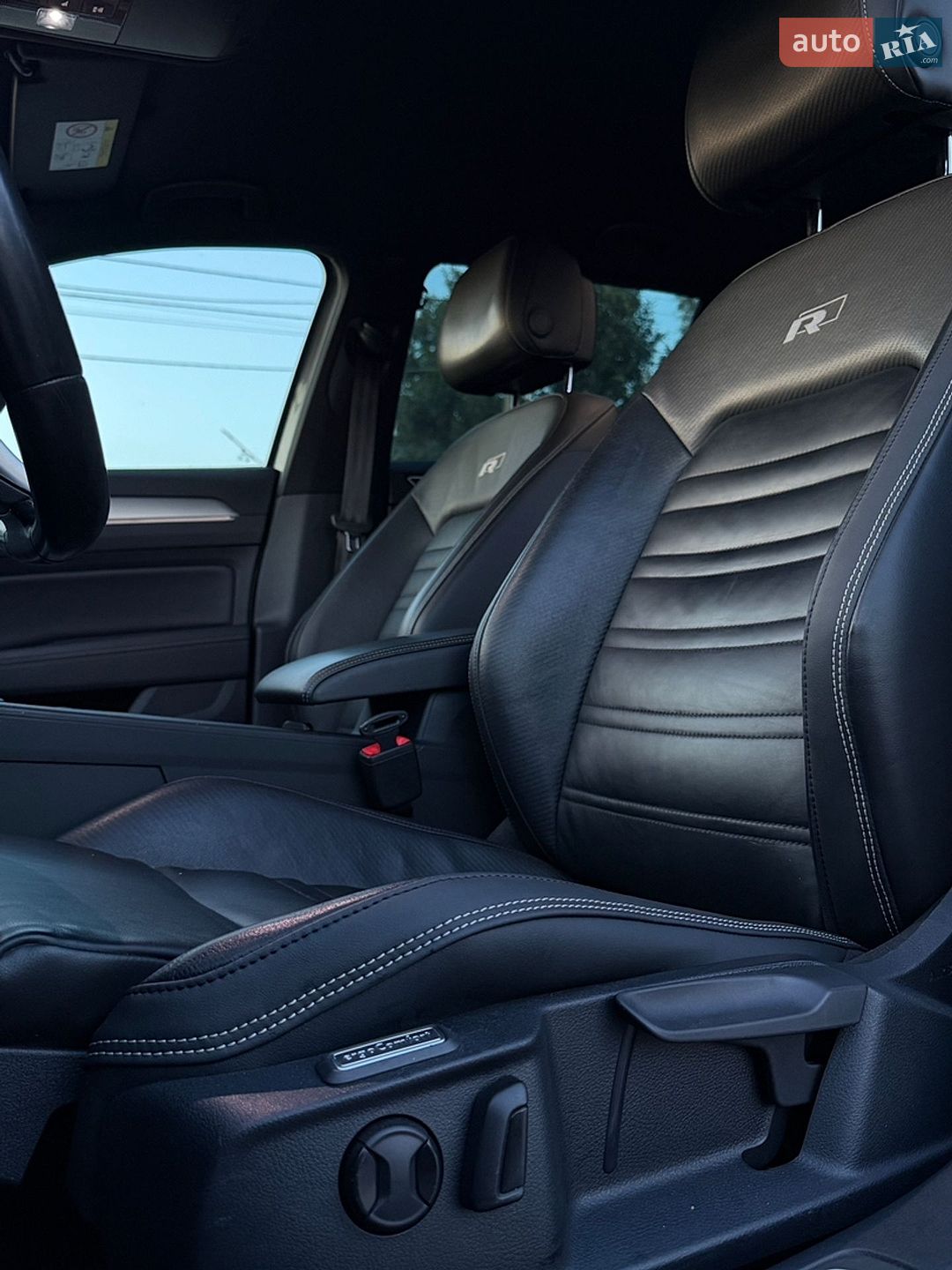 Volkswagen Passat 2015 VIN WVWZZZ3CZGE108621 фото оголошення 36 з 41