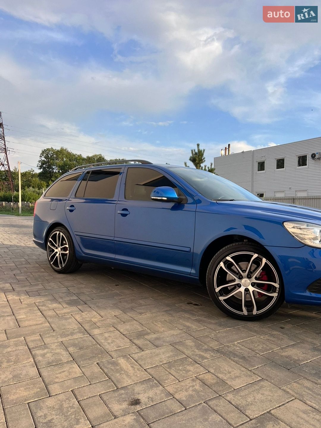 Skoda Octavia 2012 VIN TMBUH61Z3C2180593 фото оголошення 4 з 87