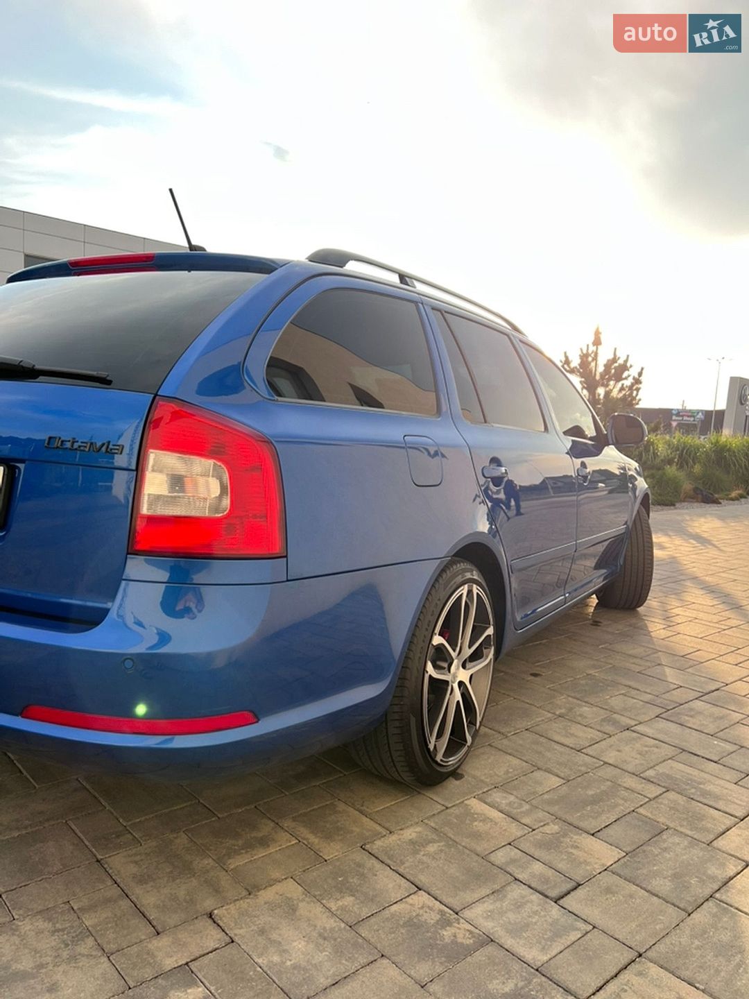 Skoda Octavia 2012 VIN TMBUH61Z3C2180593 фото оголошення 5 з 87