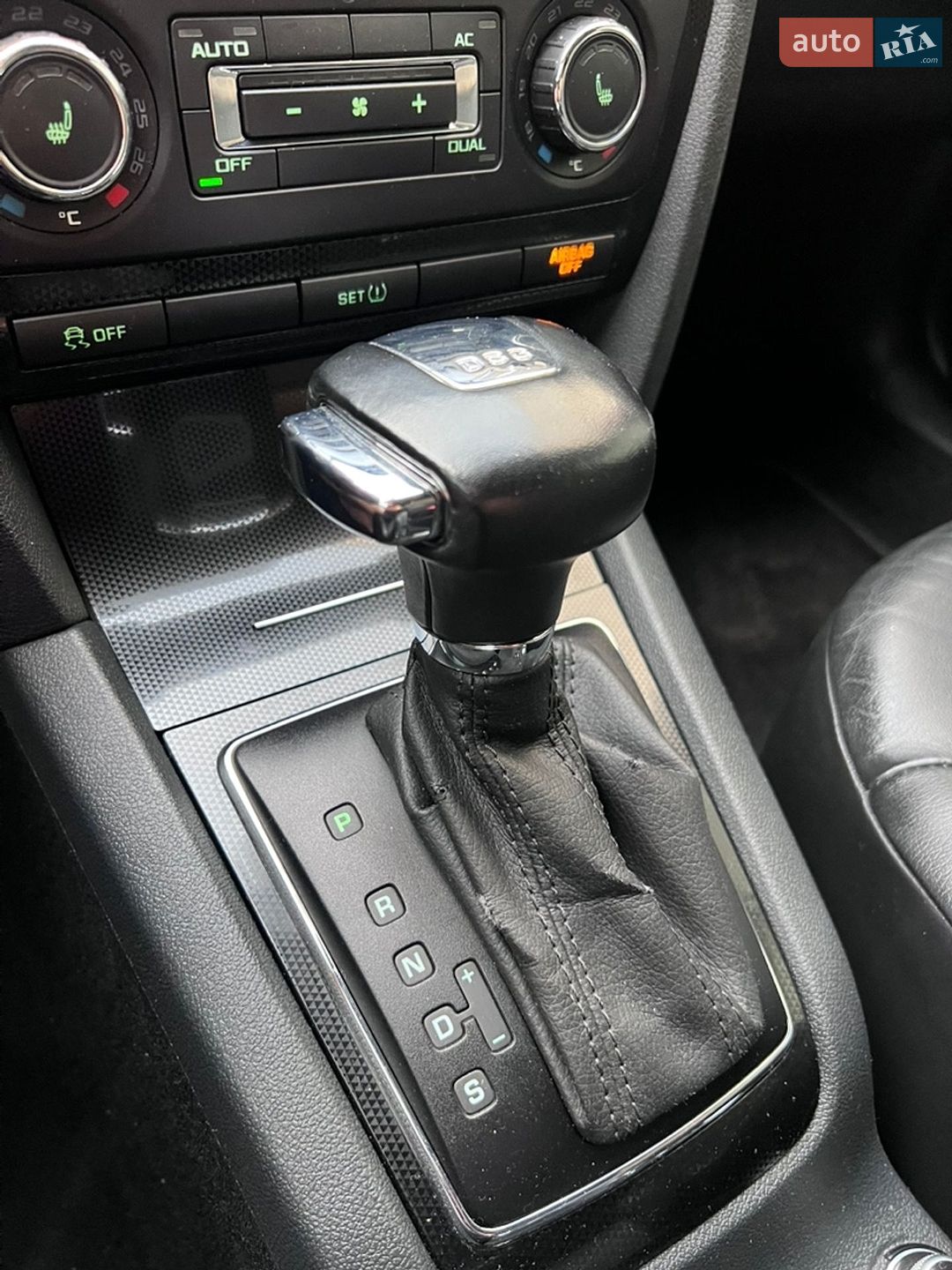 Skoda Octavia 2012 VIN TMBUH61Z3C2180593 фото оголошення 44 з 87