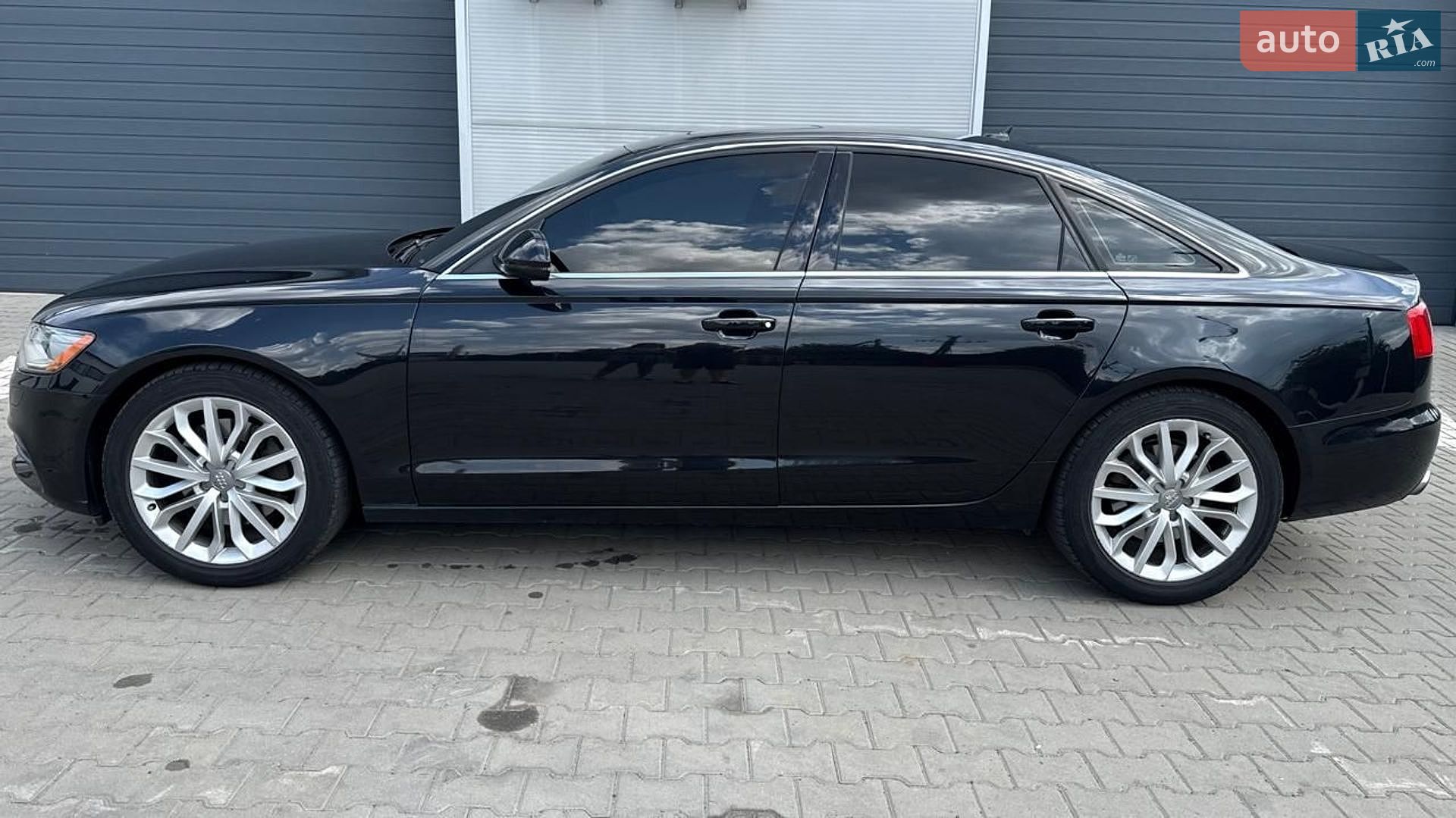 Audi A6 2014 VIN WAUGFAFC1EN127464 фото оголошення 10 з 29