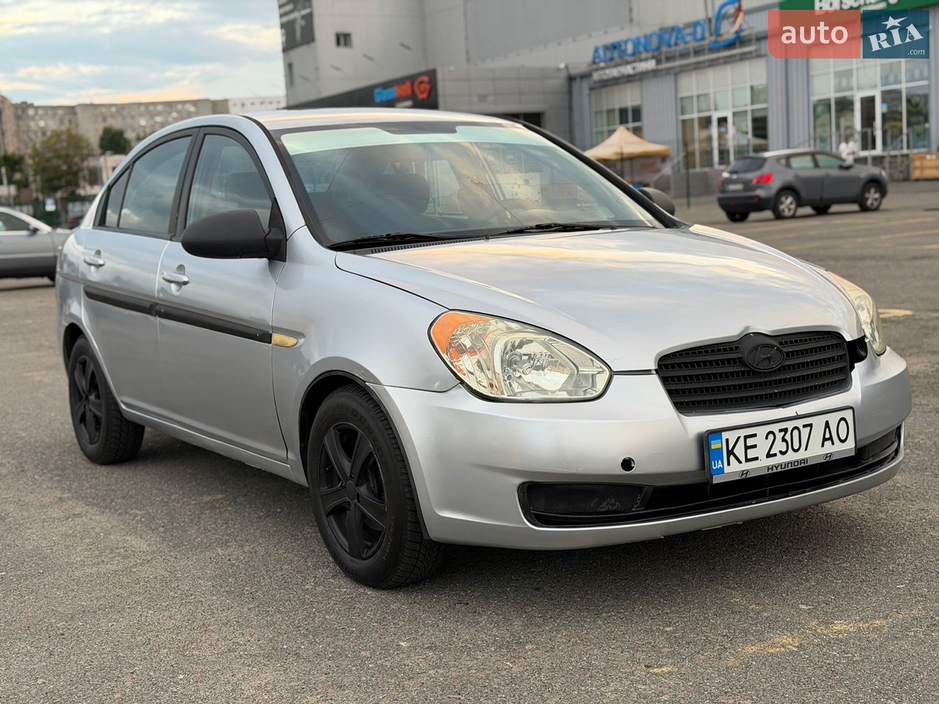 Hyundai Accent 2008 VIN Y6LCM41AP8L208303 фото оголошення 2 з 18
