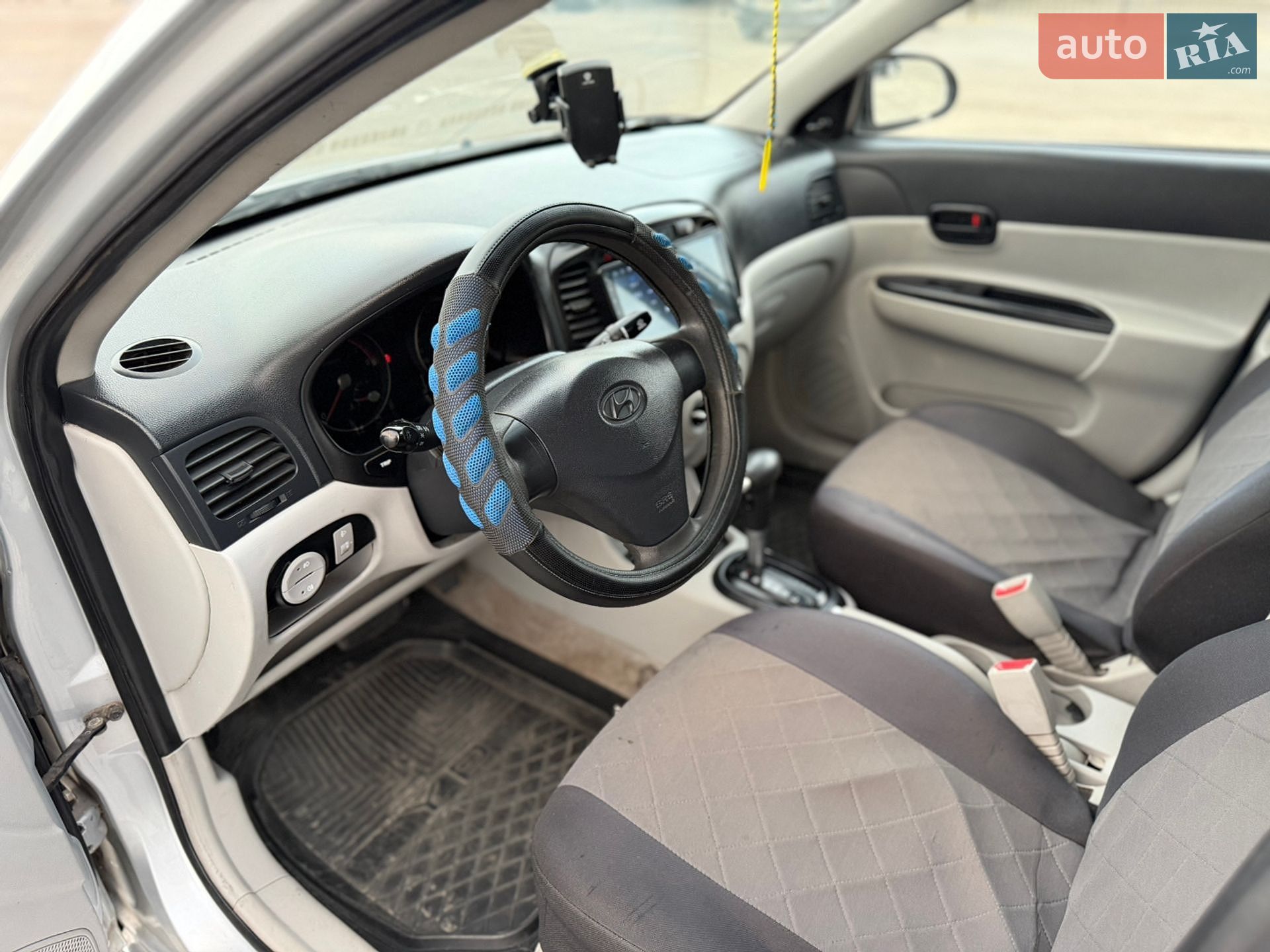 Hyundai Accent 2008 VIN Y6LCM41AP8L208303 фото оголошення 12 з 18
