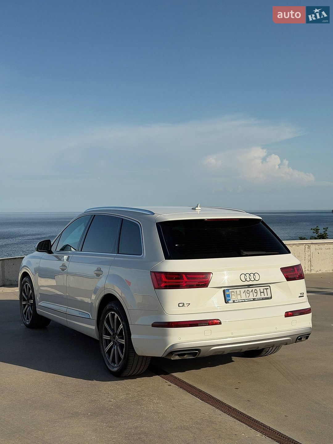 Audi Q7 2017 VIN WAUZZZ4M7HD059854 фото оголошення 8 з 23